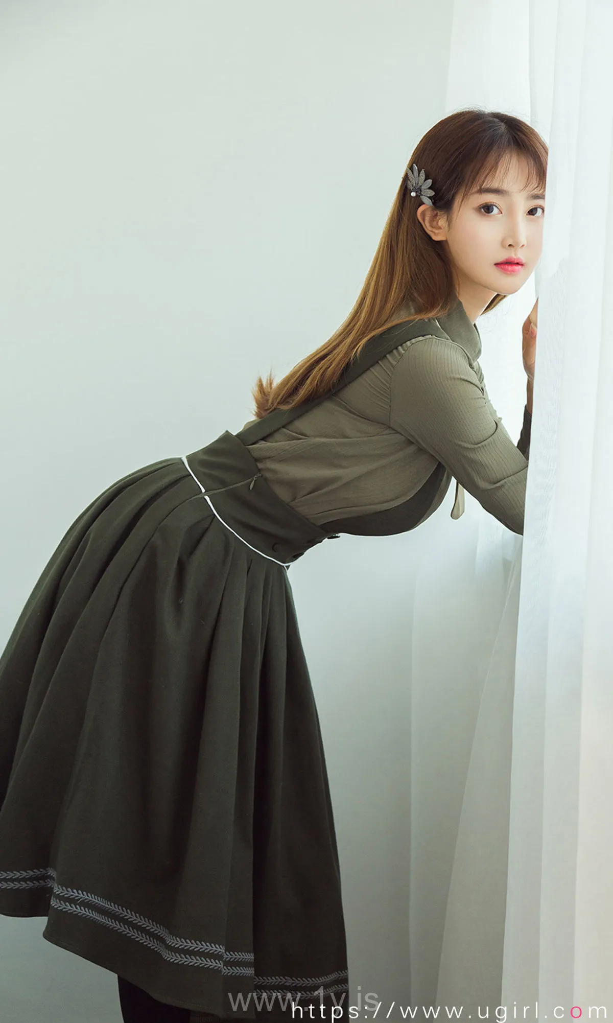 UGIRLS NO.1657 Graceful & Quiet Chinese Babe 小汐《十二月的你》