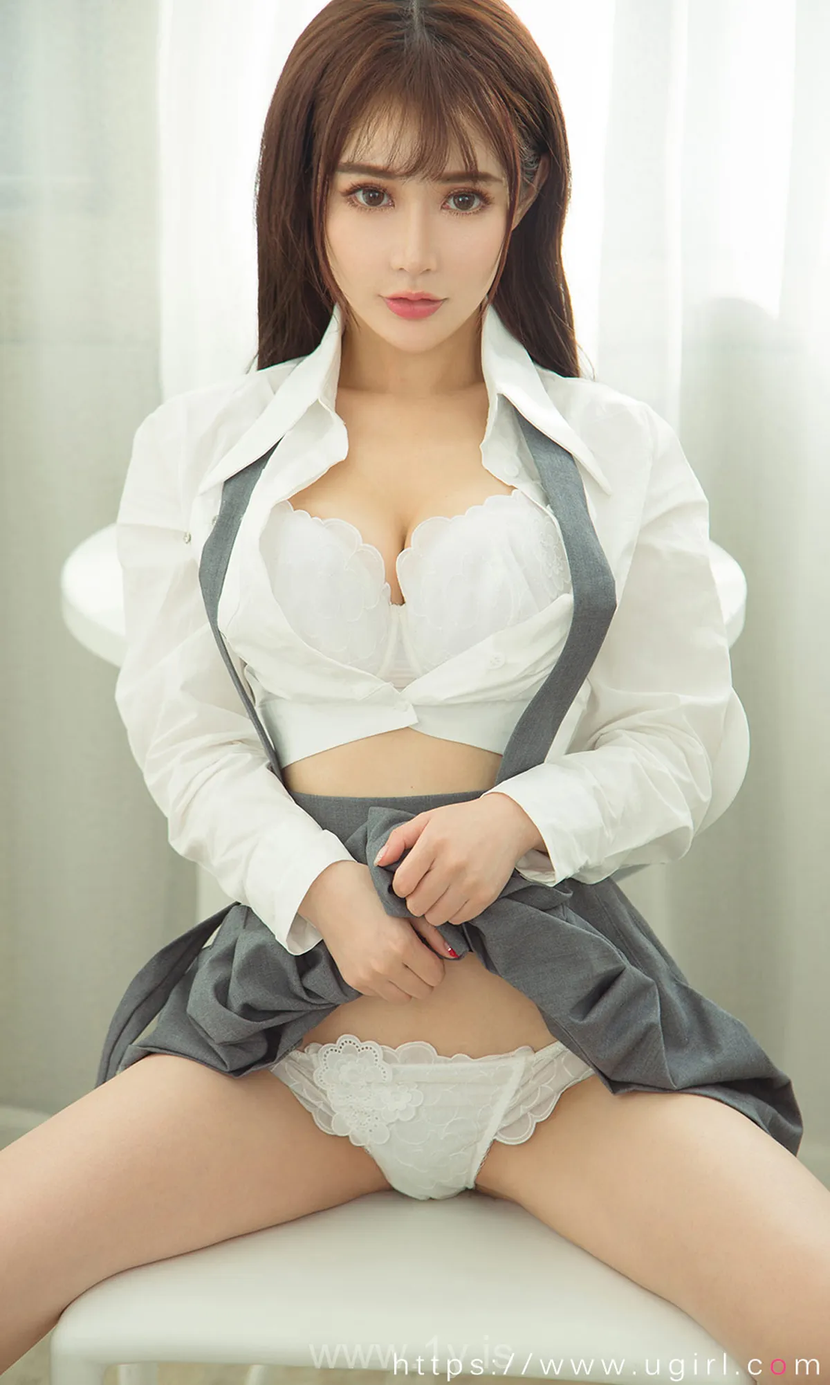 UGIRLS NO.1763 Well Done & Good-looking Chinese Cutie 百见如故