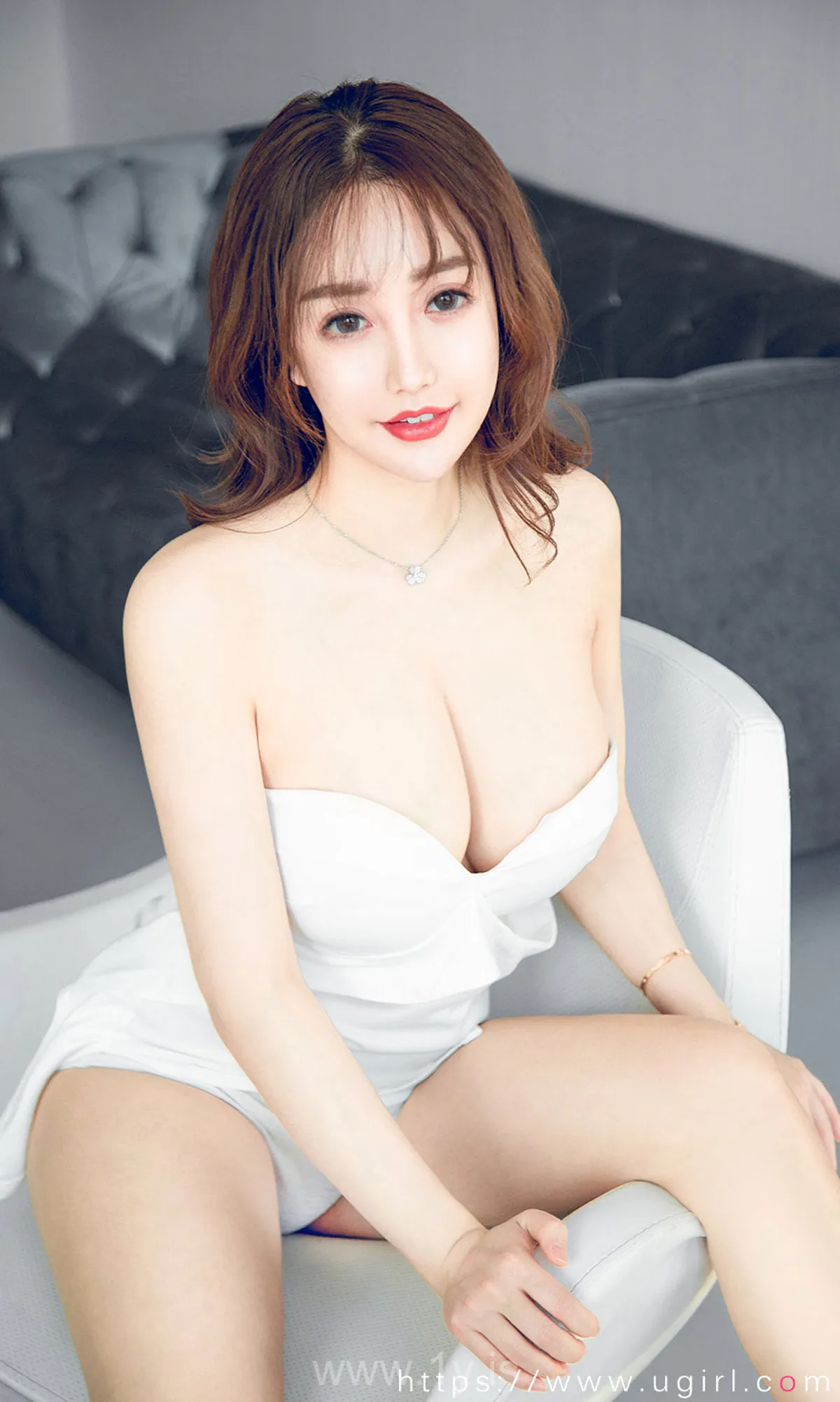 UGIRLS NO.1836 Beautiful Chinese Cougar 雪天使王翊涵