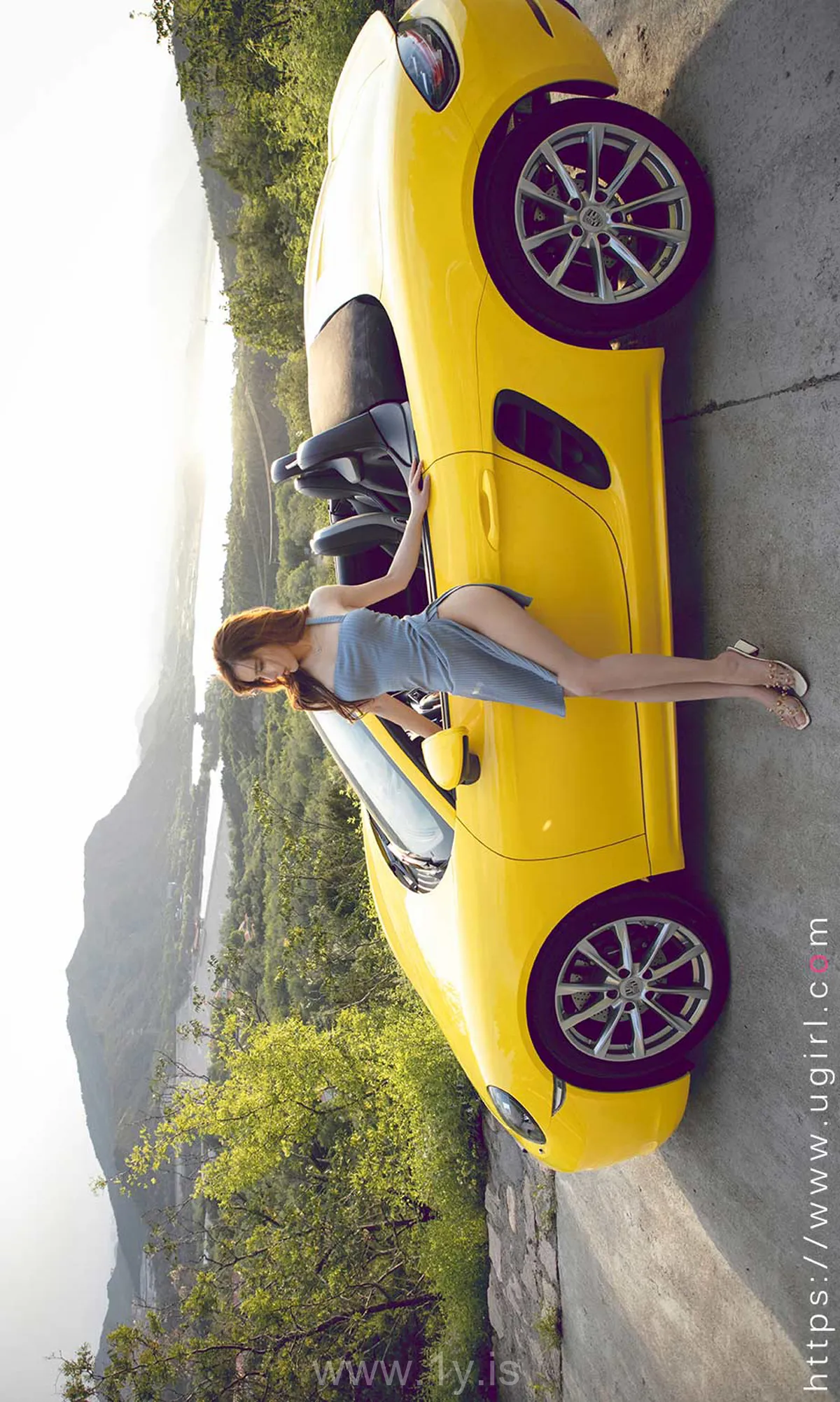 UGIRLS NO.1897 Delightful & Slim Chinese Beauty 恋爱时速艾小青