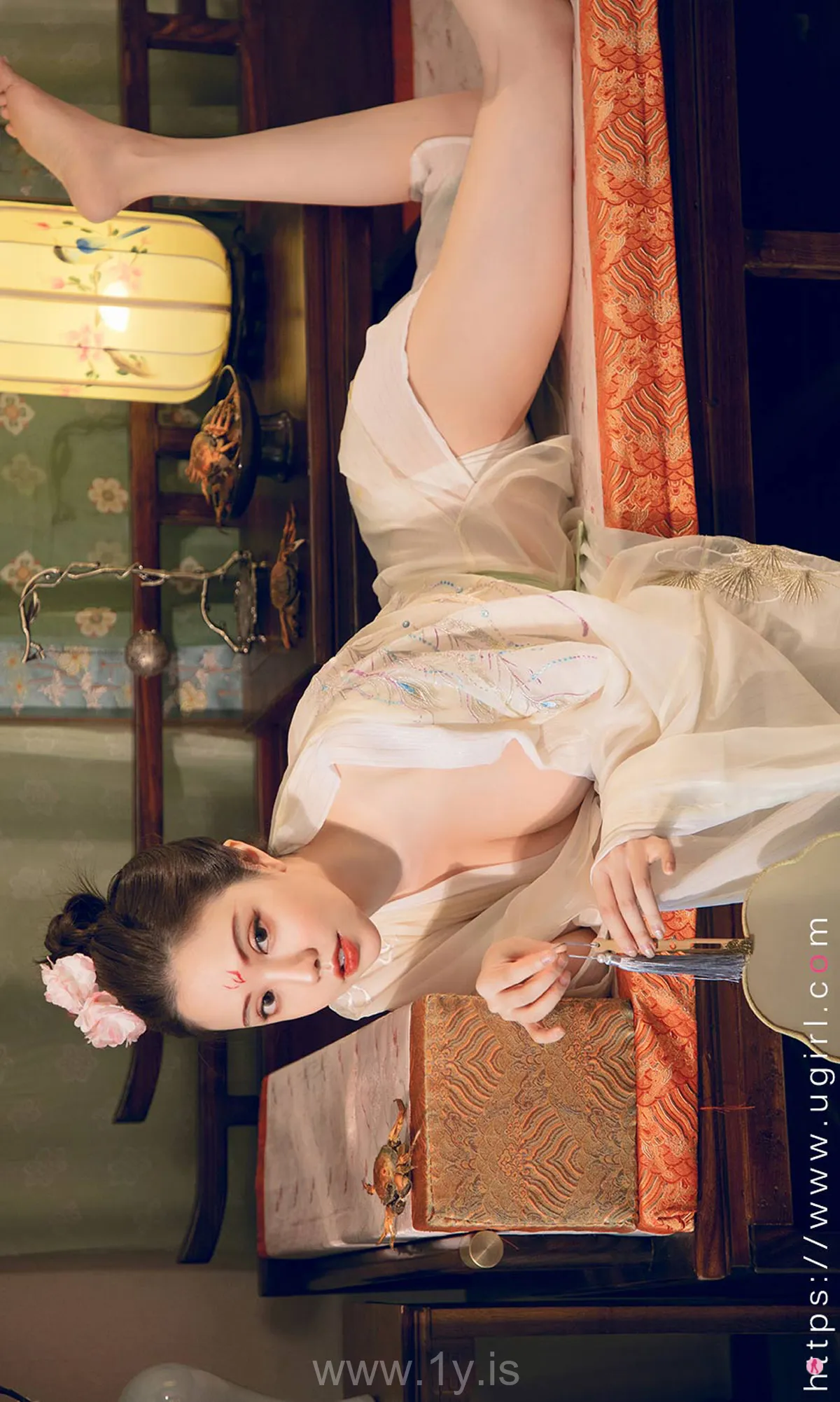 UGIRLS NO.1922 Decent Chinese Girl 花满月夜妮小妖