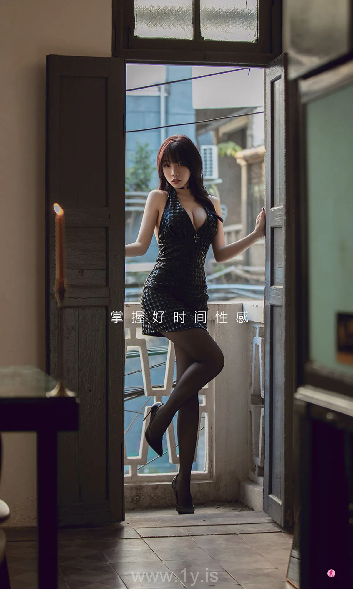 UGIRLS NO.1989 Attractive Chinese Goddess 芝芝Booty时分性感的姑娘