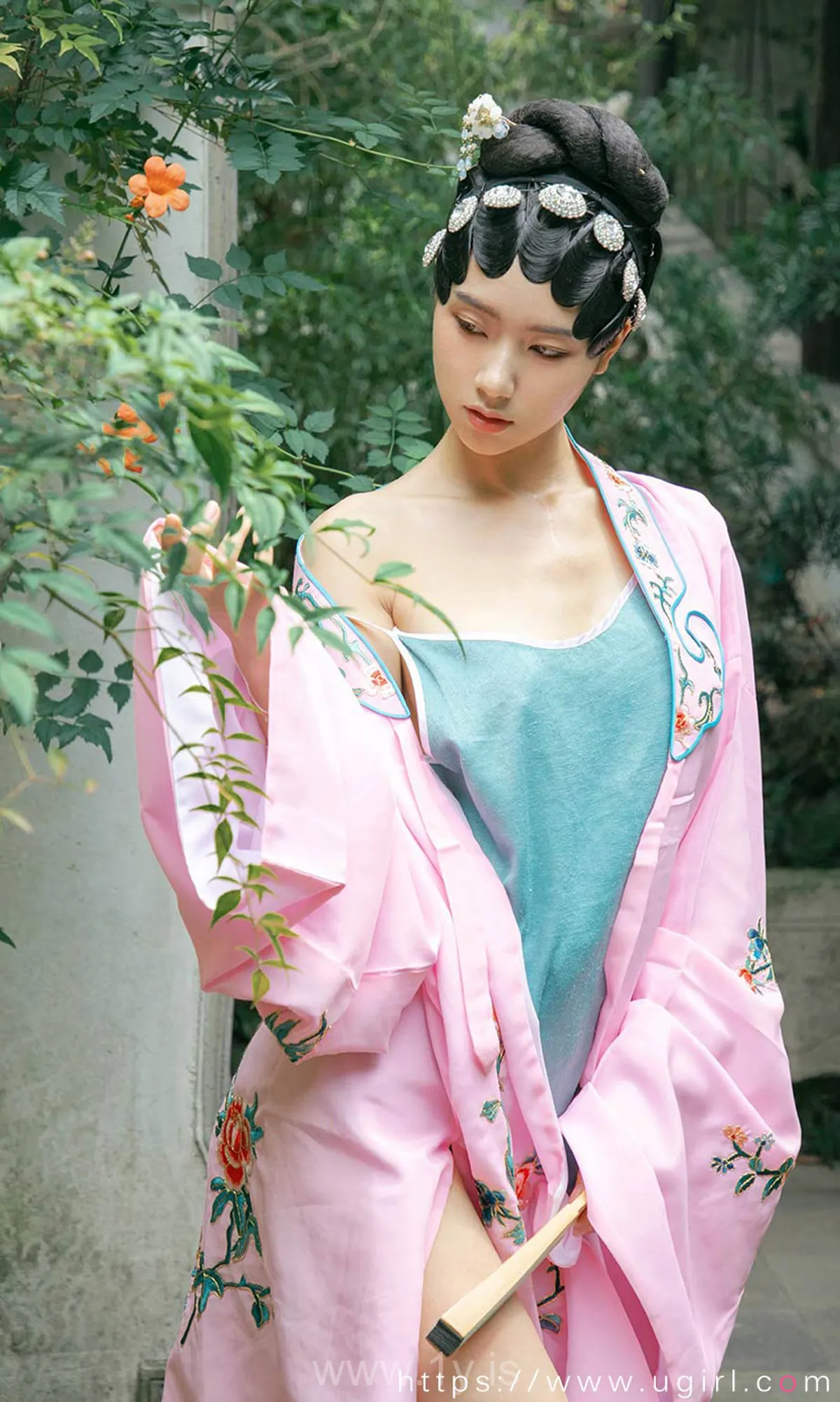UGIRLS NO.2151 Slender Chinese Mature Princess 妮小妖七夕合辑织女梦