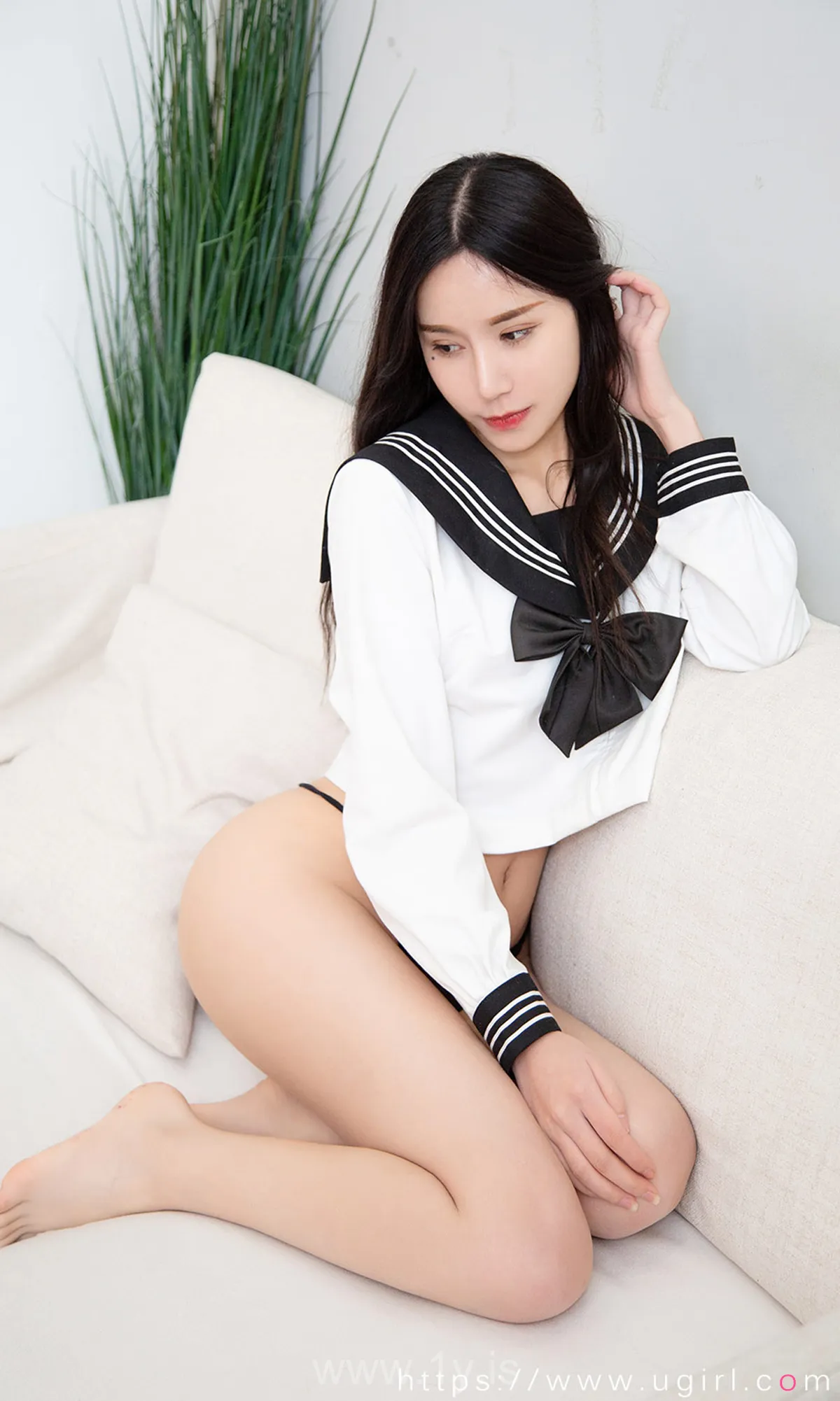 UGIRLS NO.2157 Pretty & Breathtaking Chinese Peri 茯苓全能制服