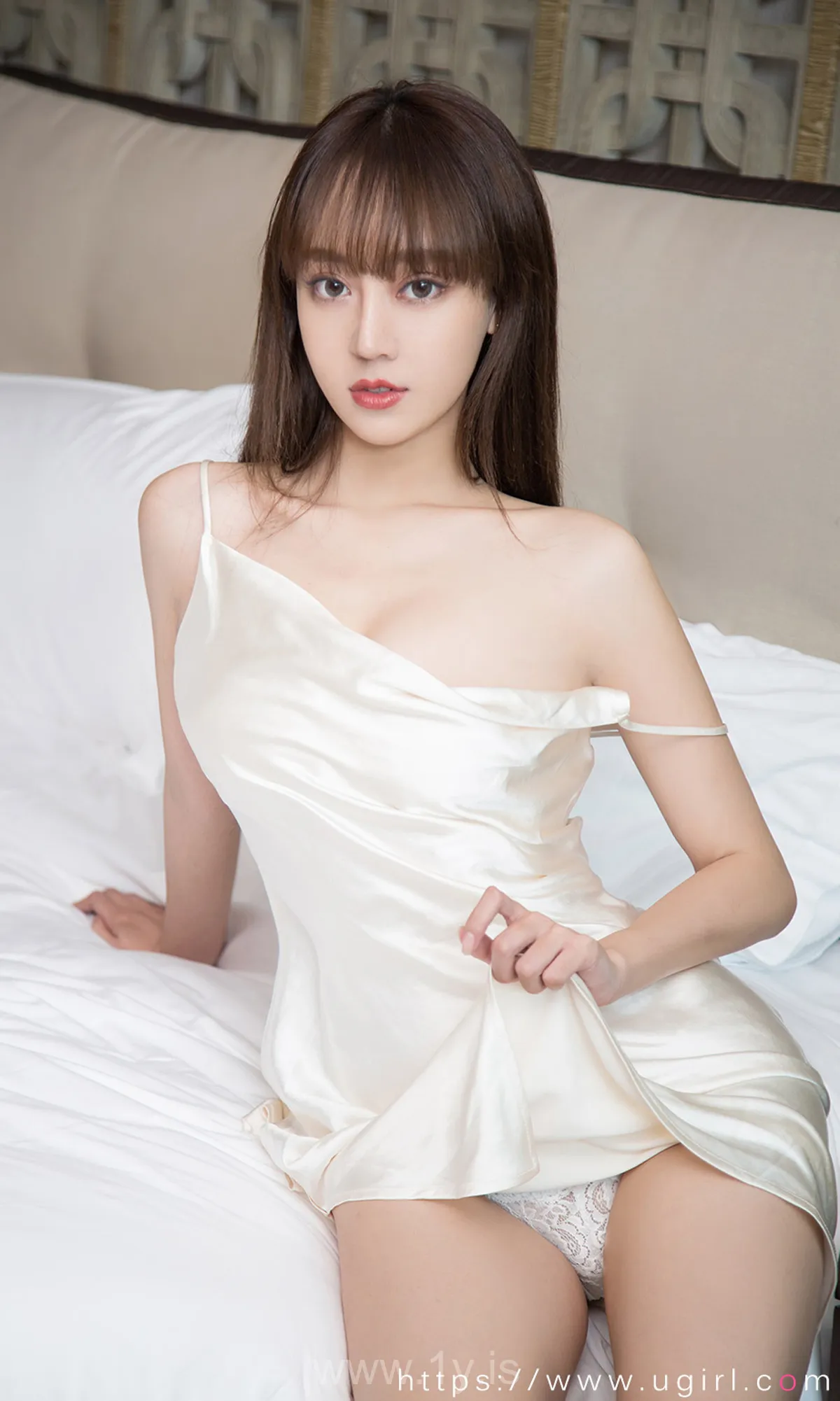 UGIRLS NO.2169 Extraordinary & Stylish Chinese Belle 李宝儿白色欲网