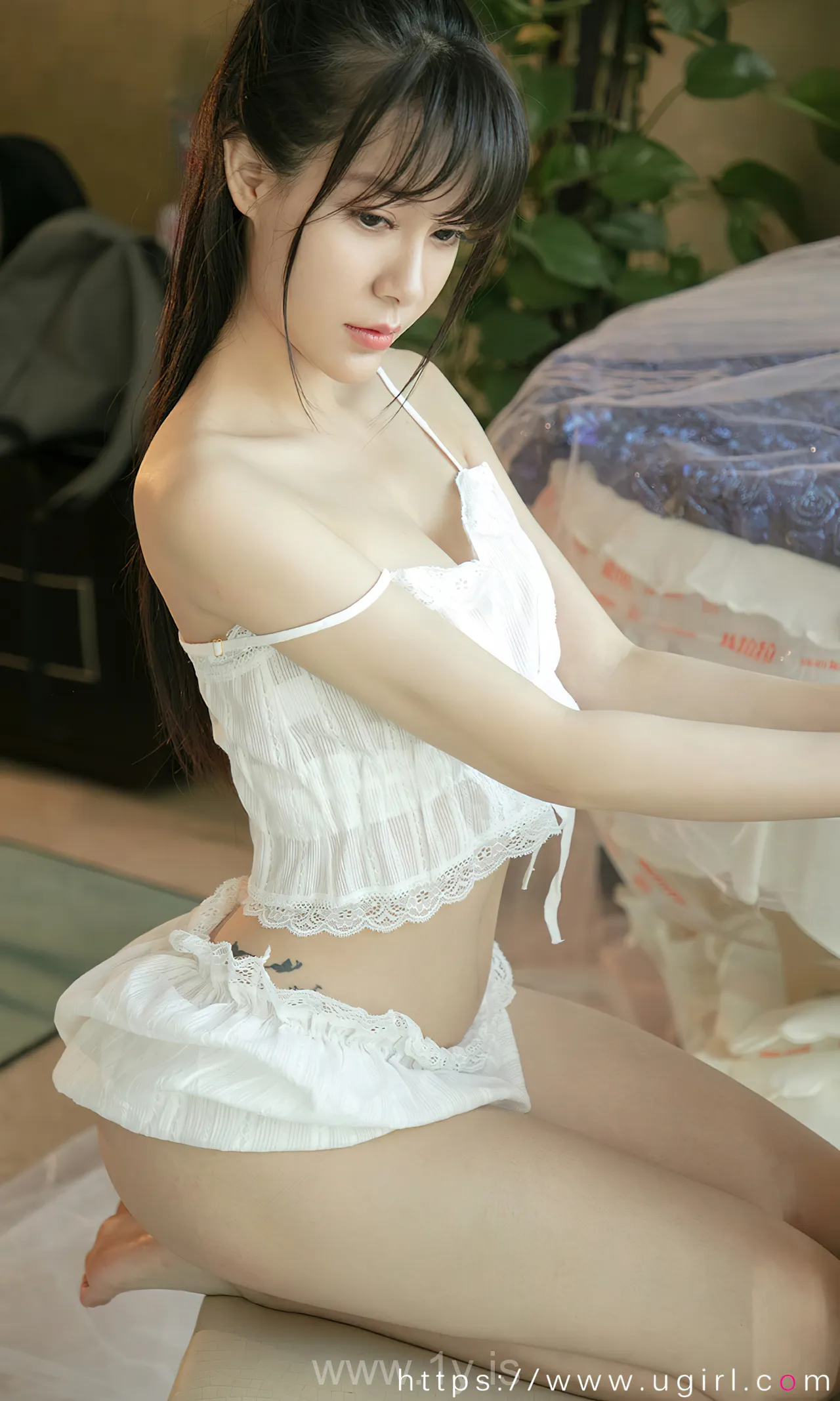 UGIRLS NO.2281 Pretty & Stylish Chinese Cutie sarah少女的意思