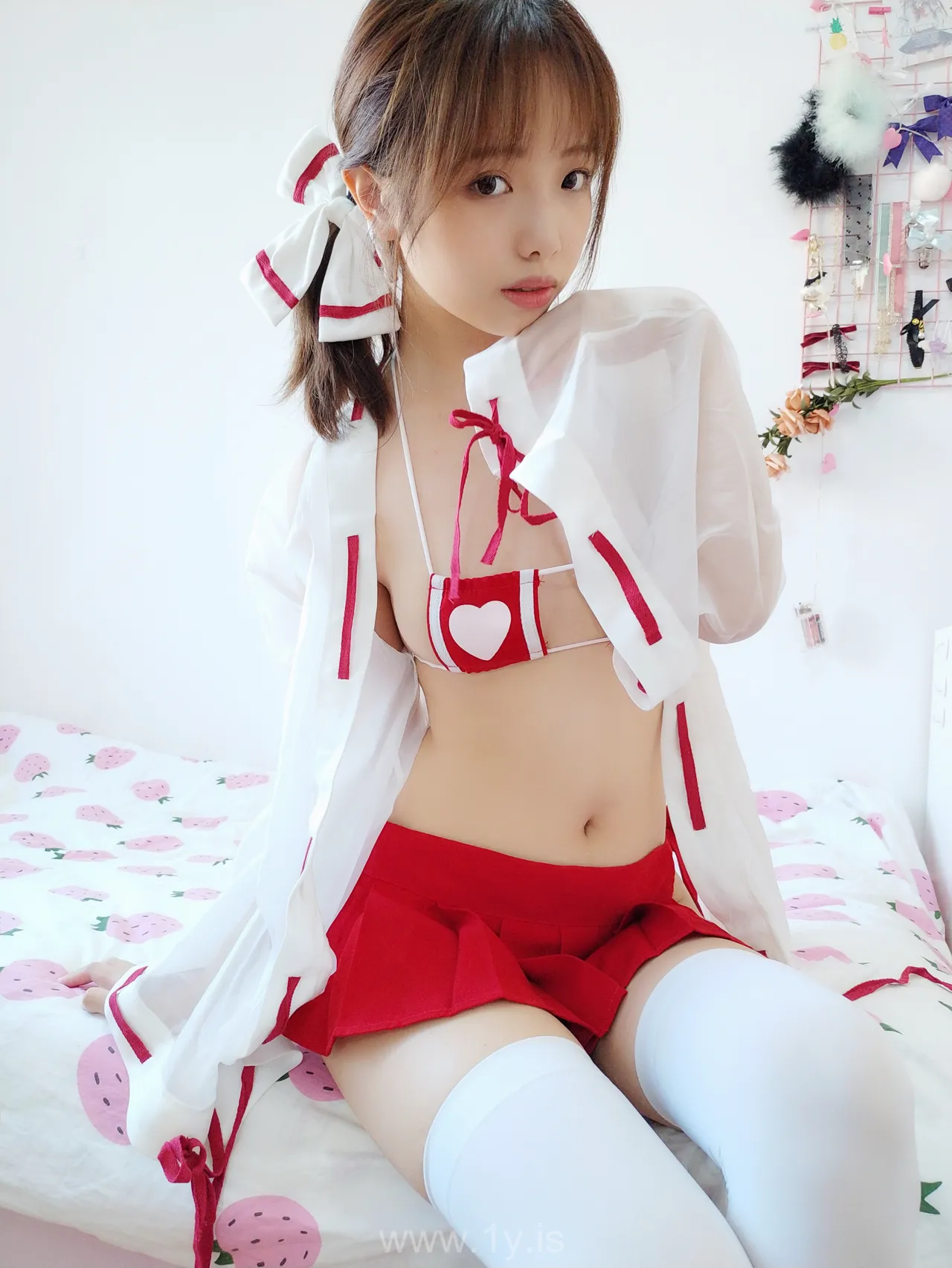 雯妹不讲道理 NO.0061号本巫女