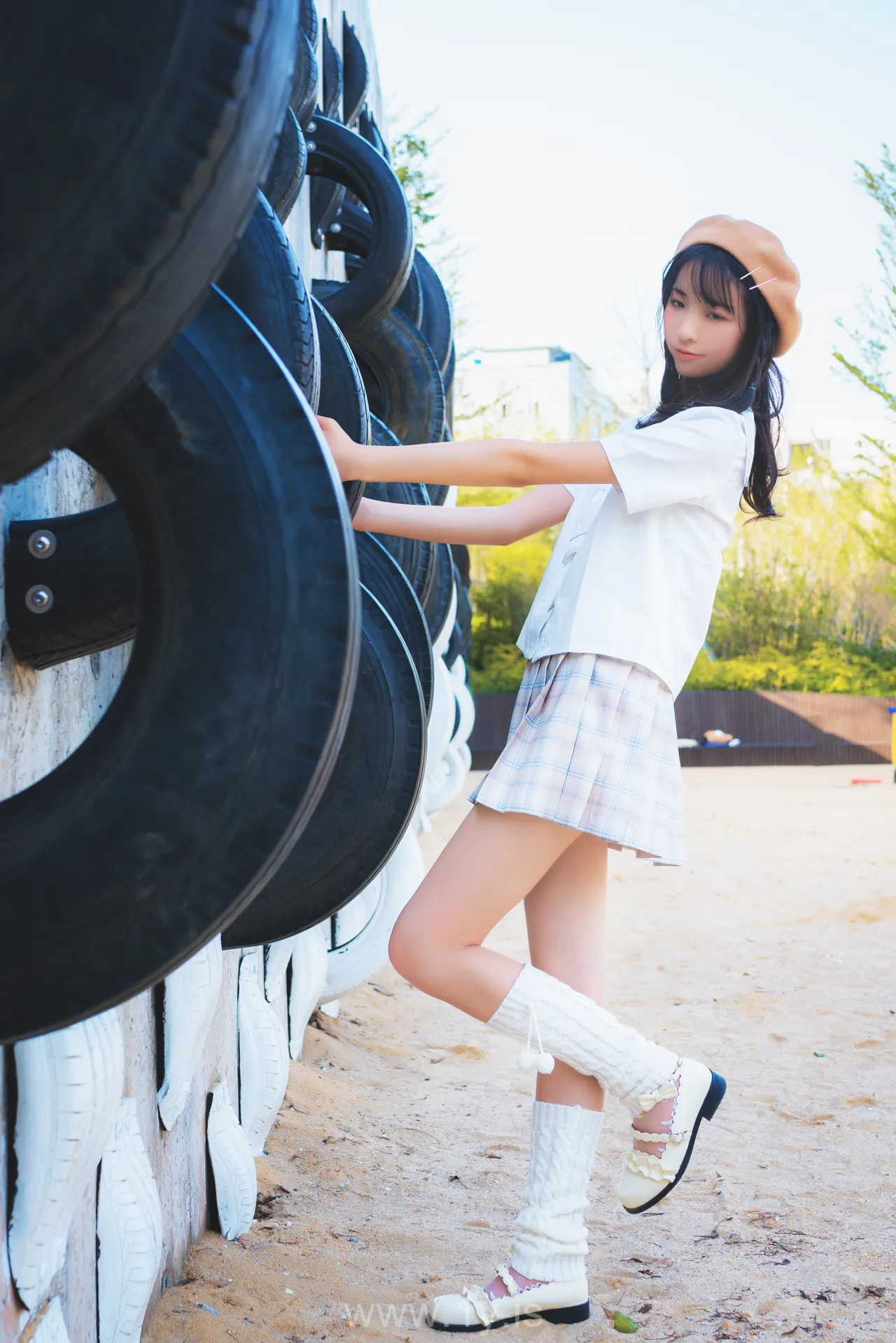 西瓜酱 白云森林短袖无外套