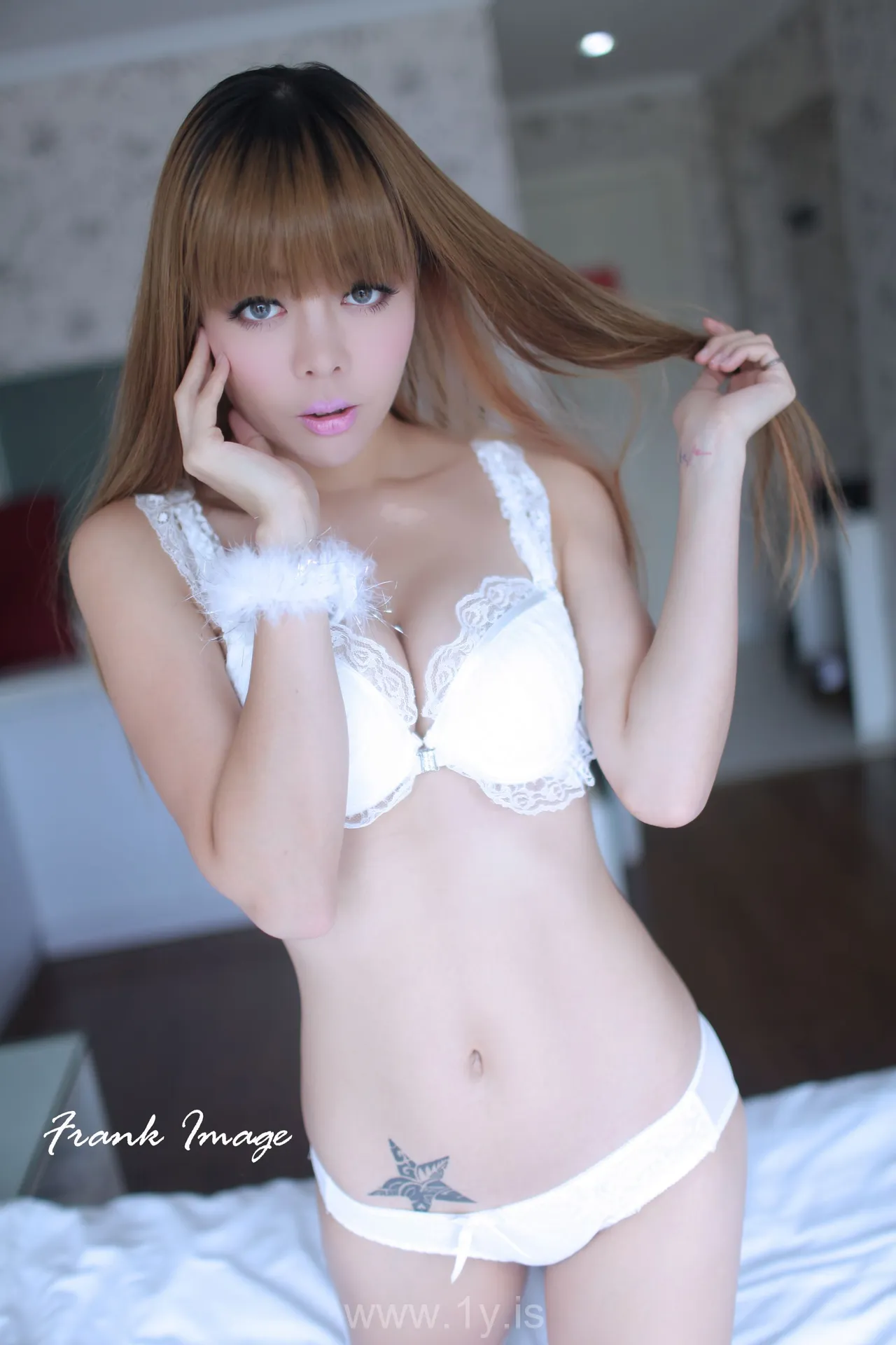 XIUREN(秀人网) NO.030 Slender & Irresistible Babe 杜viki