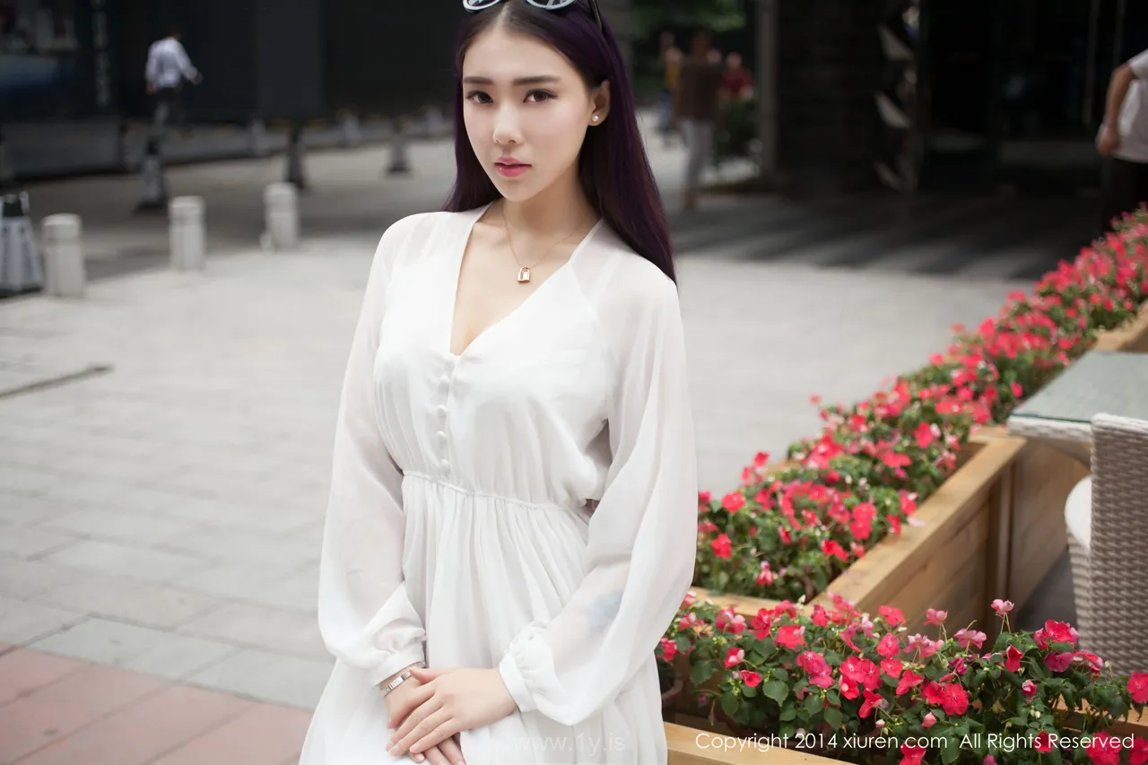 XIUREN(秀人网) NO.131 Exquisite & Irresistible Goddess 梦娜Vanessa