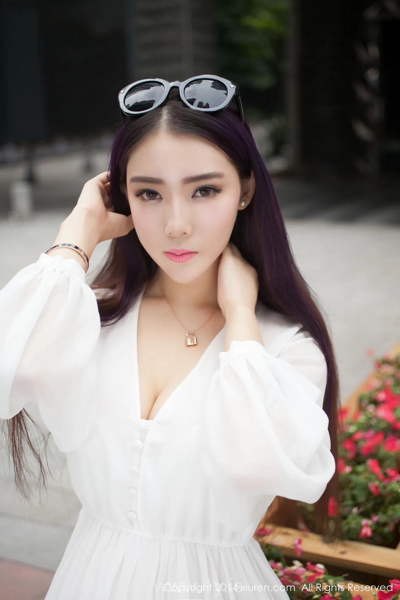 XIUREN(秀人网) NO.131 Exquisite & Irresistible Goddess 梦娜Vanessa
