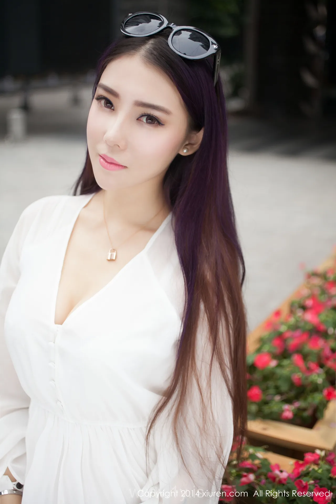 XIUREN(秀人网) NO.131 Exquisite & Irresistible Goddess 梦娜Vanessa