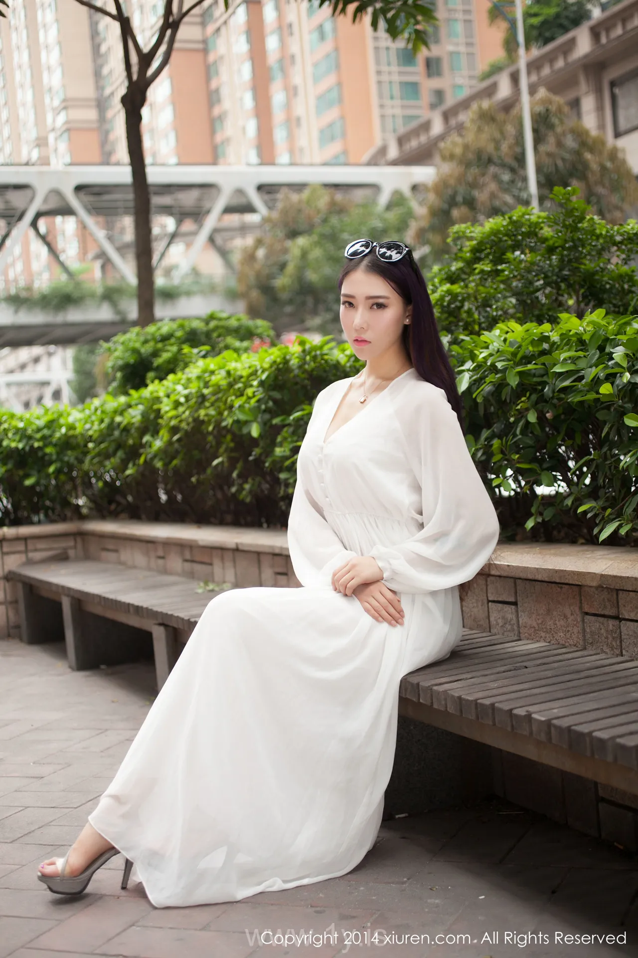 XIUREN(秀人网) NO.131 Exquisite & Irresistible Goddess 梦娜Vanessa