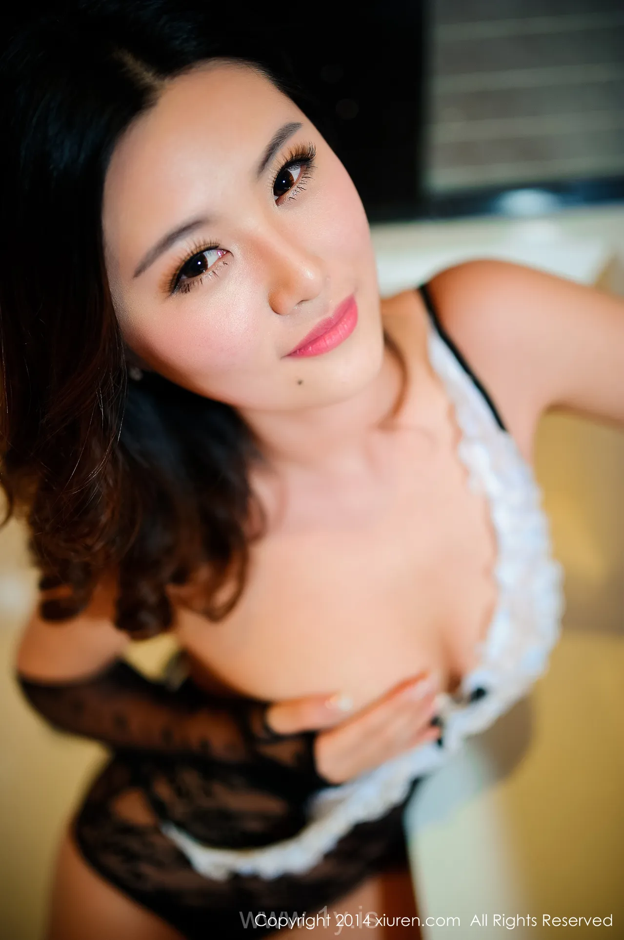 XIUREN(秀人网) NO.173 Stunning & Slim Angel 狐狸小姐Adela