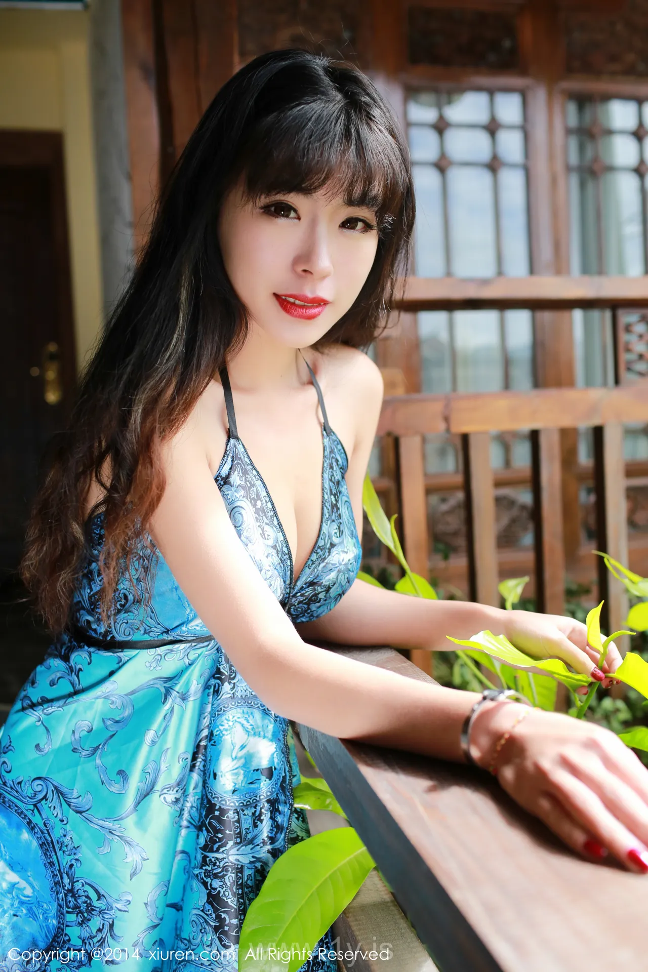 XIUREN(秀人网) NO.231 Attractive & Slender Teen 刘雪妮Verna