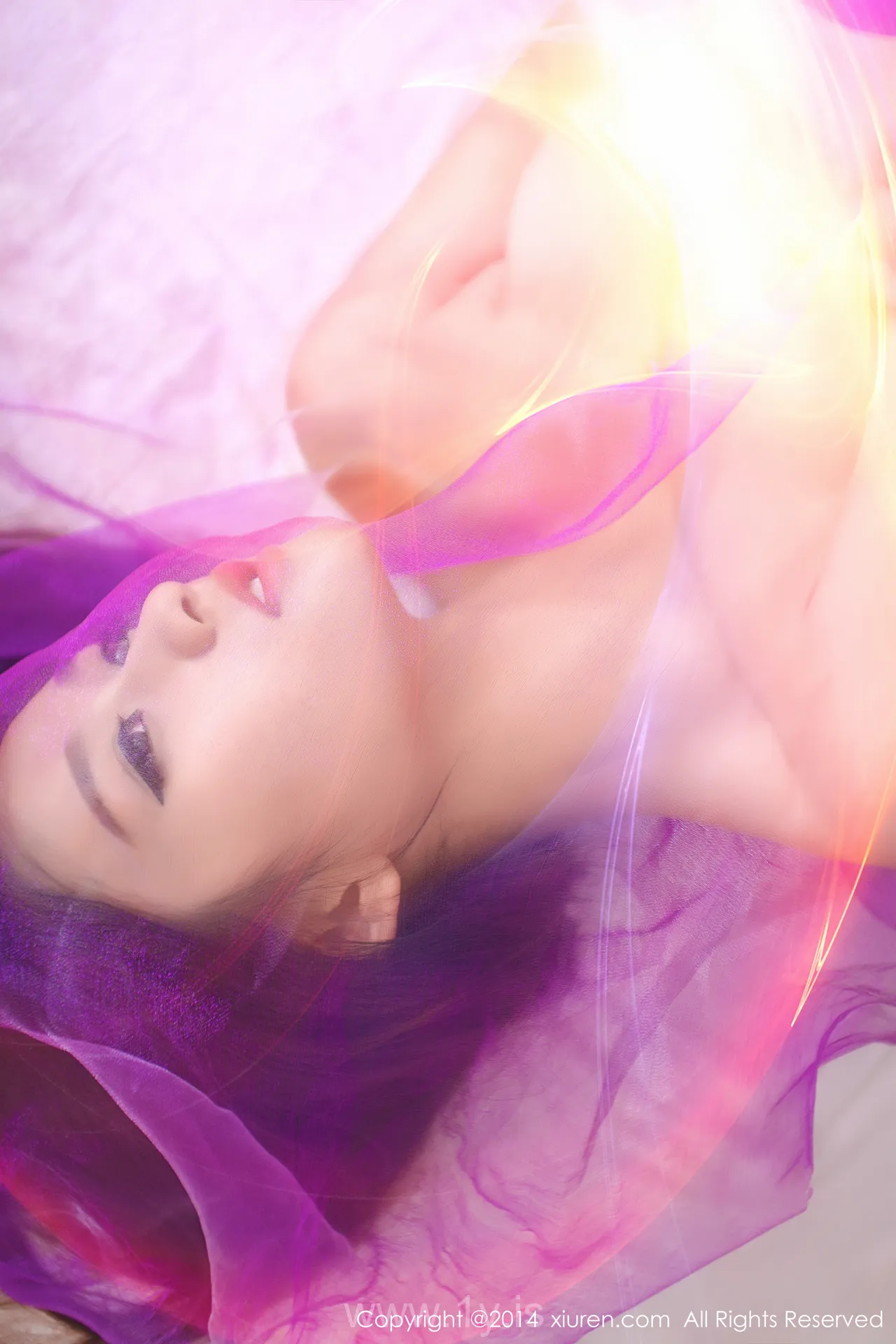 XIUREN(秀人网) NO.244 Cute & Lovely Cougar 史雨姐姐