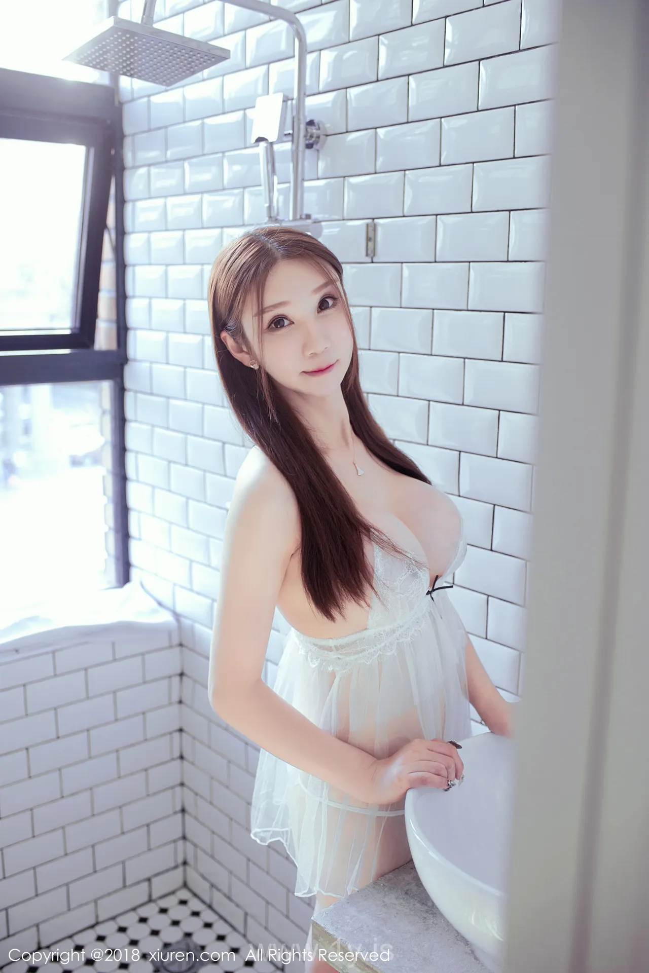 XIUREN(秀人网) NO.1212 Knockout Asian Cutie 李宓儿