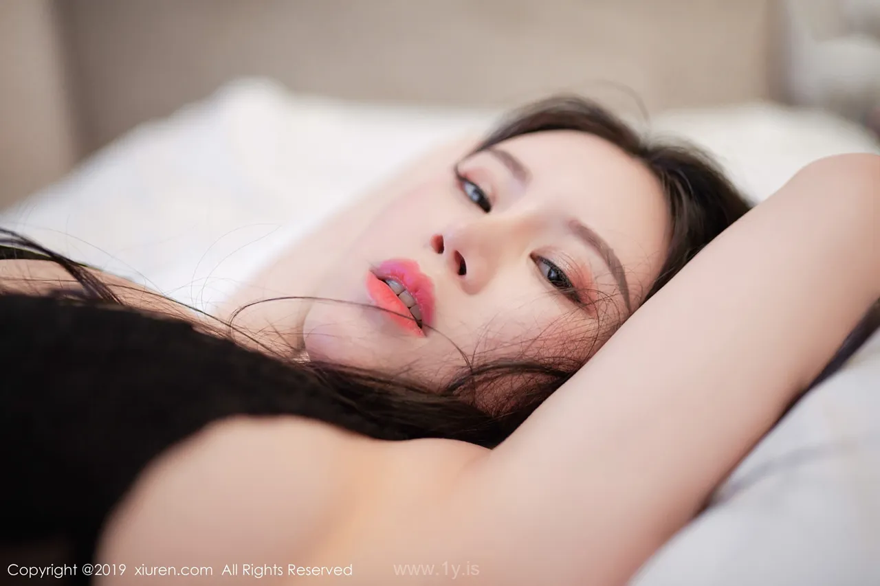 XIUREN(秀人网) NO.1366 Trendy Asian Cougar 戴渃欣