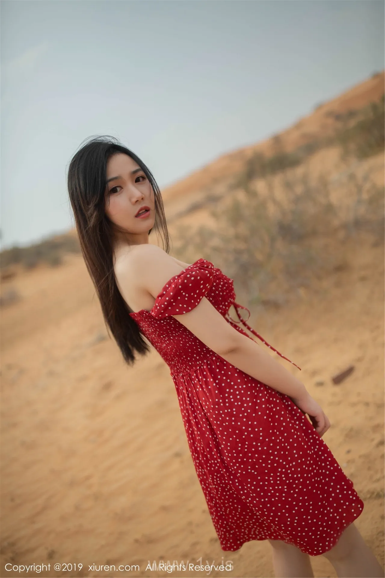 XIUREN(秀人网) NO.1388 Good-looking & Exquisite Asian Belle 徐微微mia