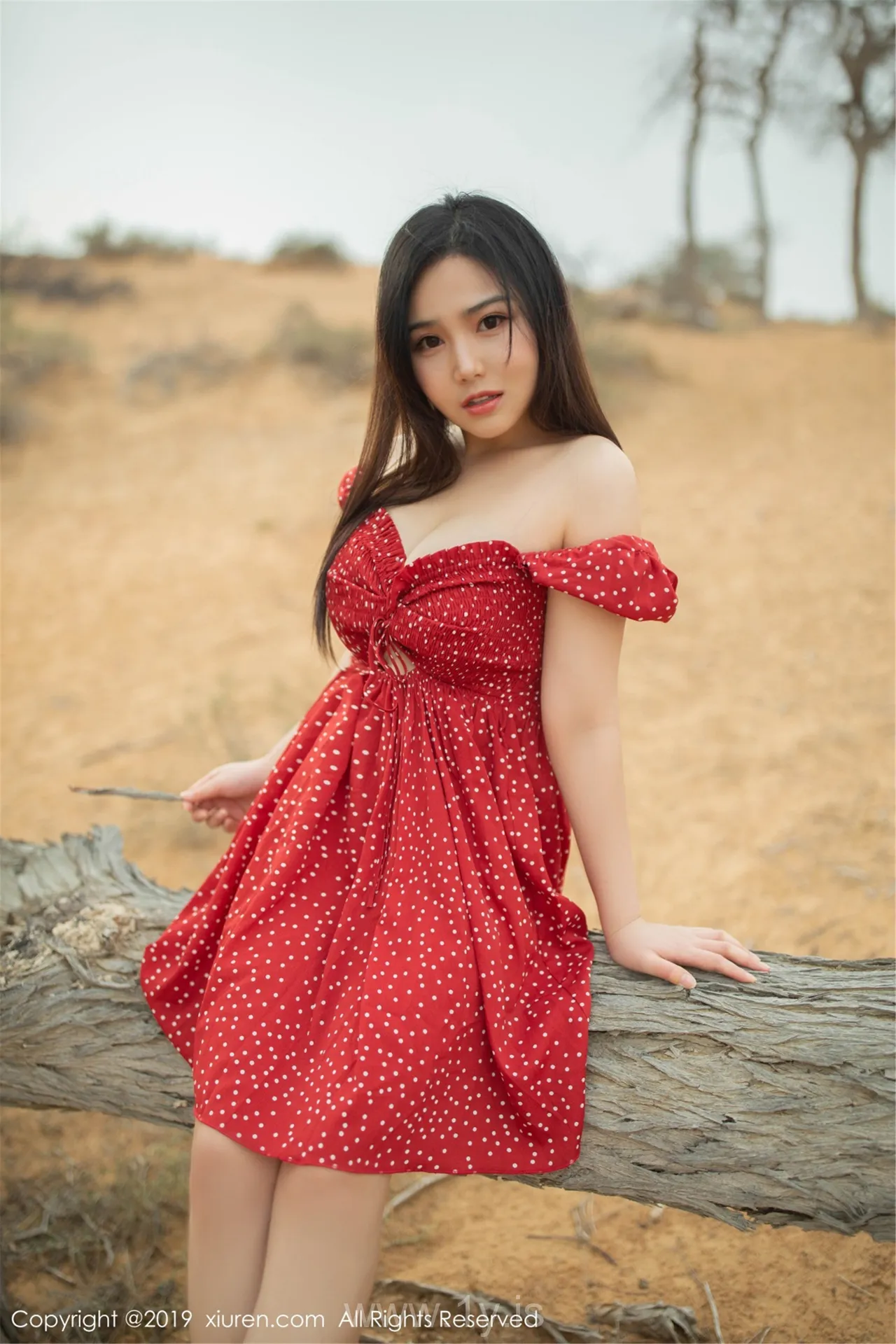 XIUREN(秀人网) NO.1388 Good-looking & Exquisite Asian Belle 徐微微mia