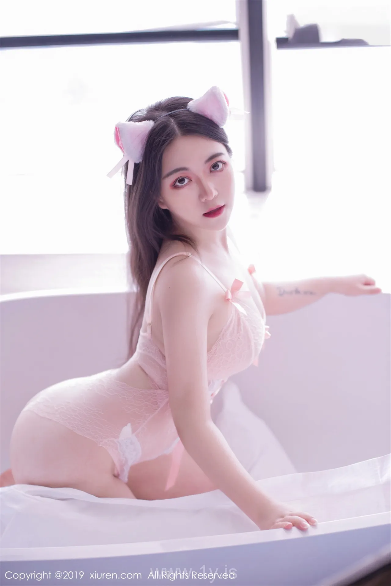 XIUREN(秀人网) NO.1402 Appealing & Beautiful Asian Goddess 安妮BABY