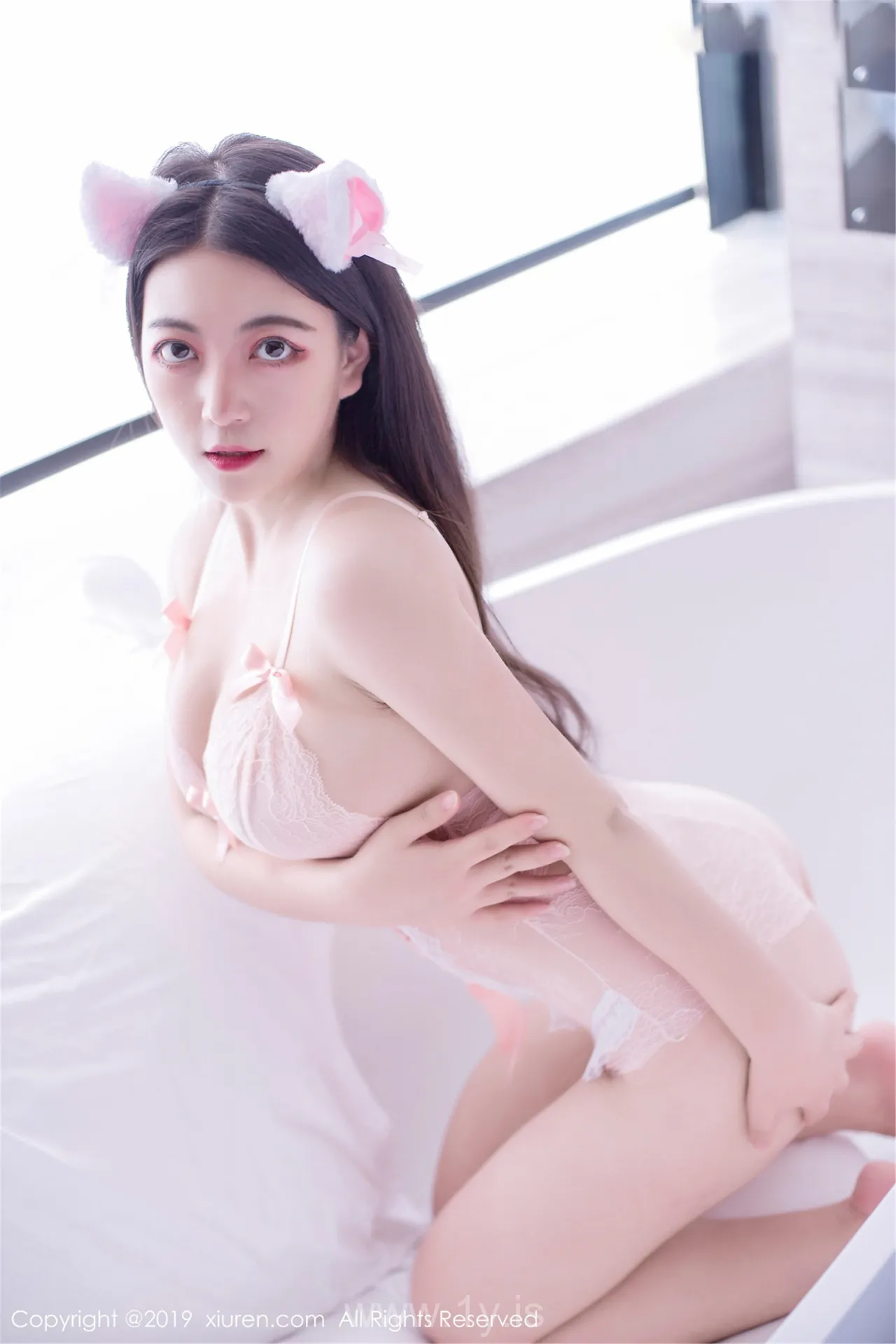XIUREN(秀人网) NO.1402 Appealing & Beautiful Asian Goddess 安妮BABY