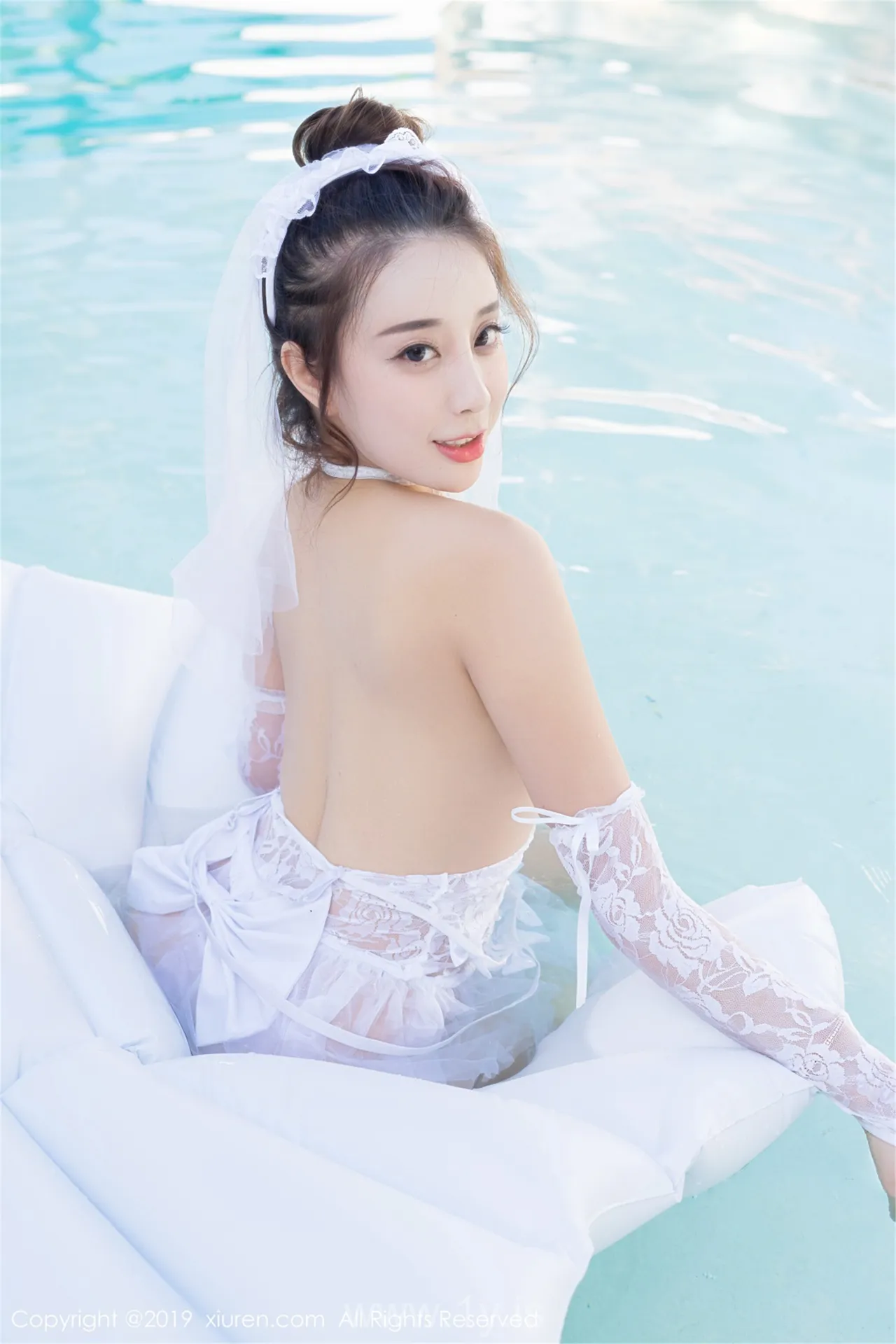 XIUREN(秀人网) NO.1428 Decent & Cute Asian Mature Princess 筱慧cindy