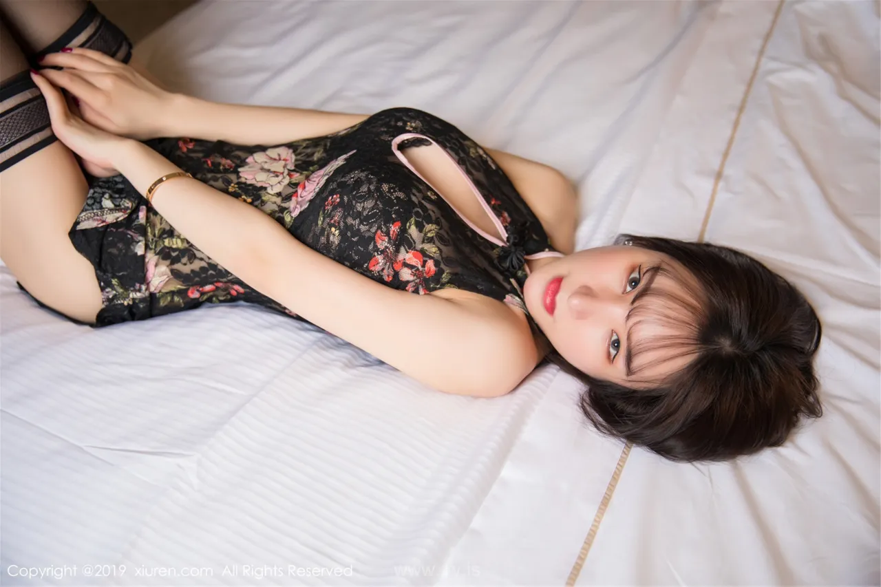 XIUREN(秀人网) NO.1442 Beautiful & Cute Asian Beauty 周于希Sandy