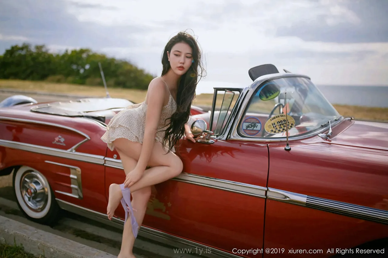 XIUREN(秀人网) NO.1463 Beautiful & Graceful Chinese Women Manuela玛鲁娜