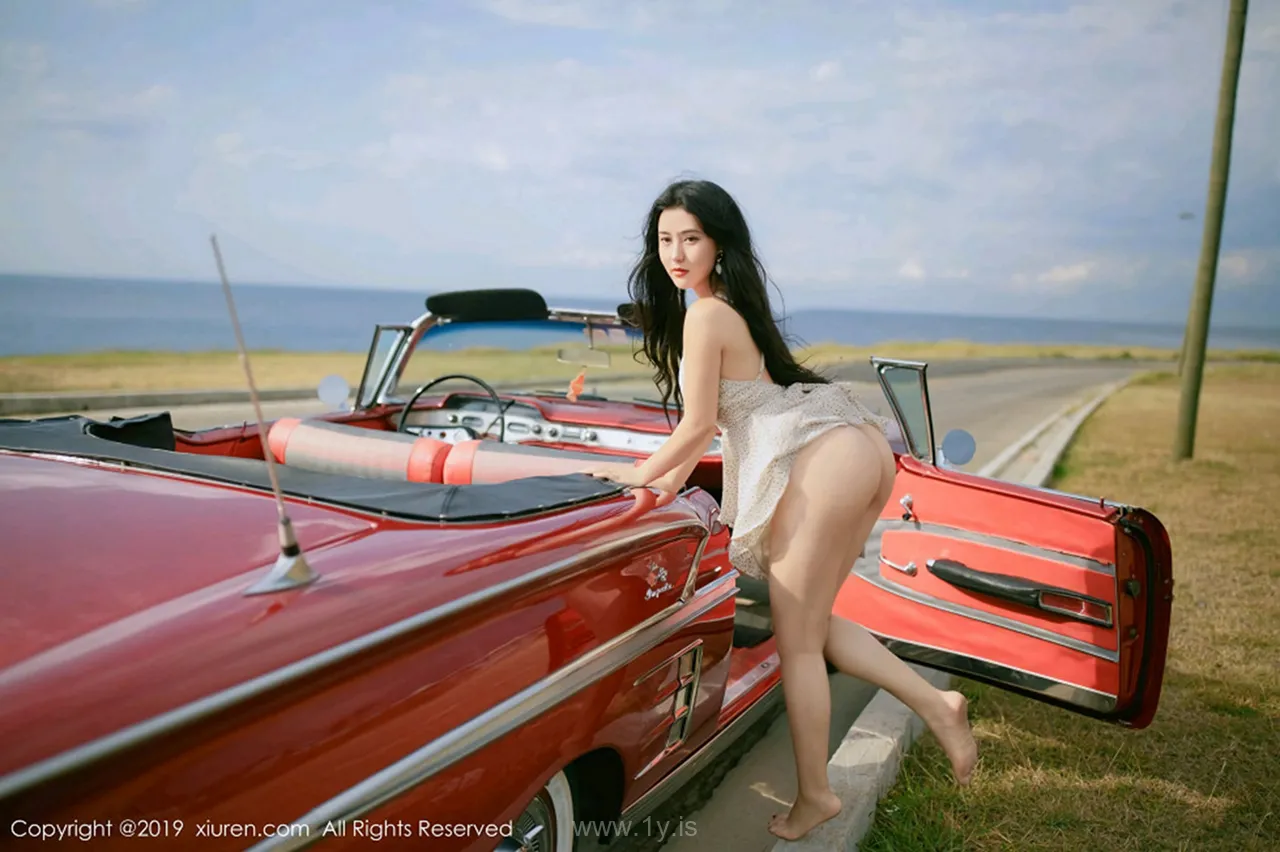 XIUREN(秀人网) NO.1463 Beautiful & Graceful Chinese Women Manuela玛鲁娜