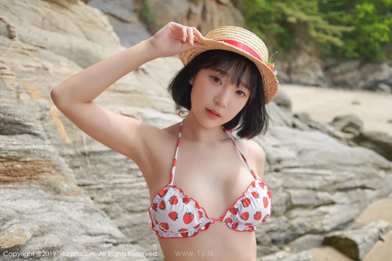 XIUREN(秀人网) NO.1611 Good-looking & Pretty Asian Babe 模特_卿卿