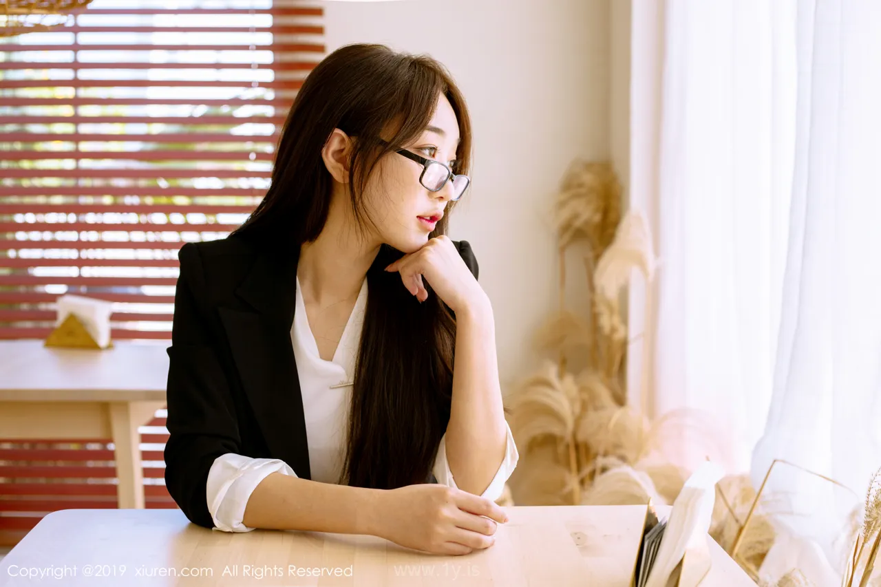 XIUREN(秀人网) NO.1689 Lively Chinese Teen 小九月