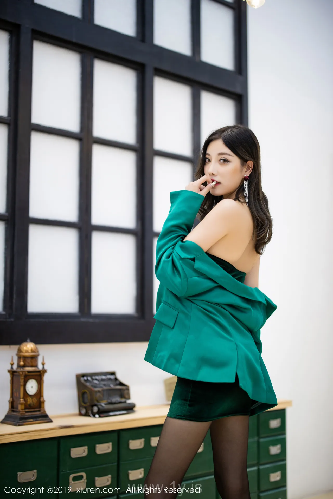 XIUREN(秀人网) NO.1731 Knockout Asian Mature Princess 杨晨晨sugar