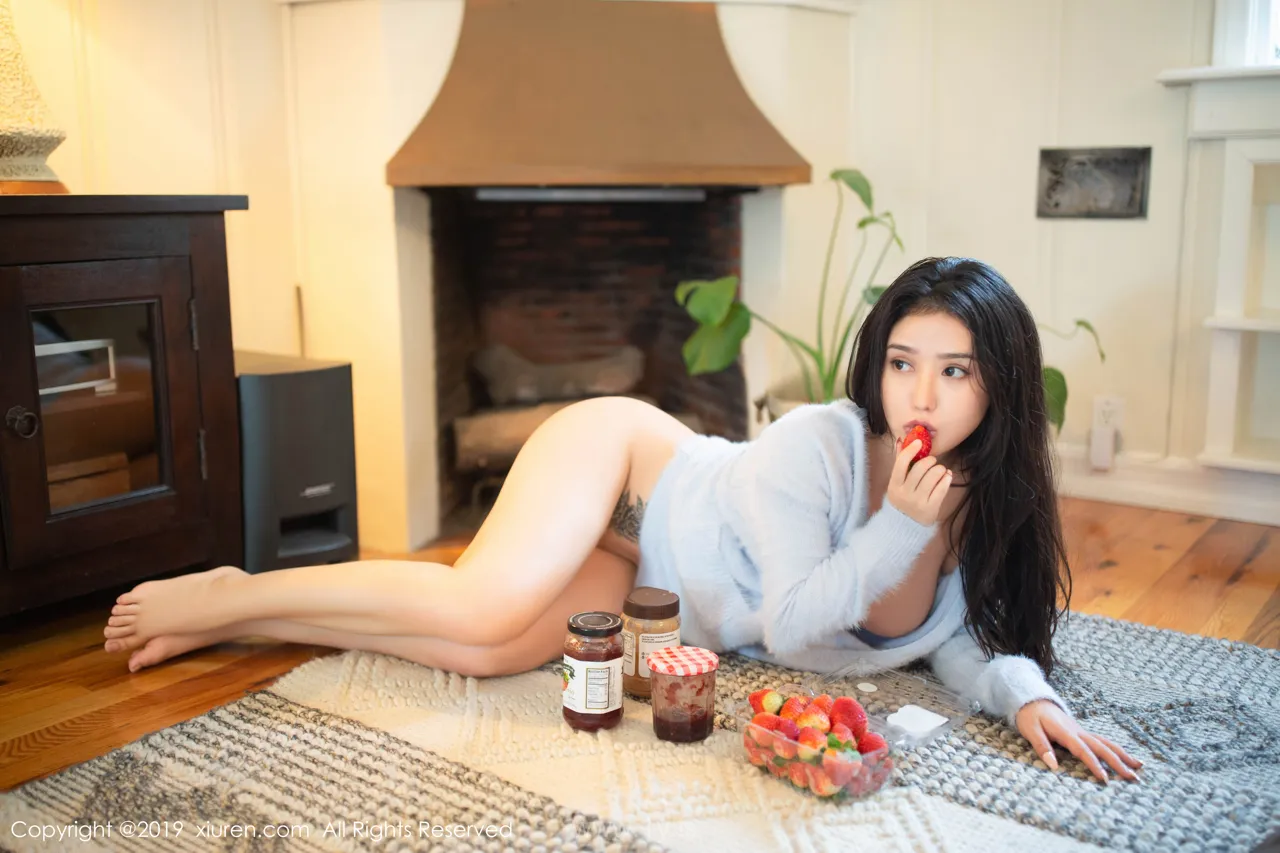XIUREN(秀人网) NO.1788 Beautiful & Classy Asian Mature Princess Manuela玛鲁娜