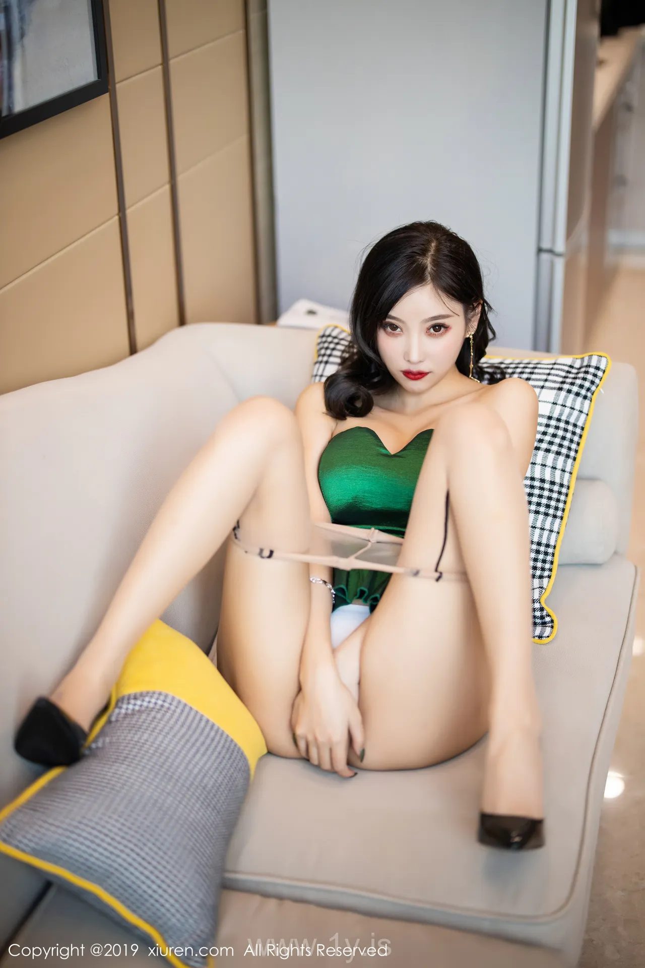 XIUREN(秀人网) NO.1822 Beautiful & Gorgeous Asian Hottie 杨晨晨sugar