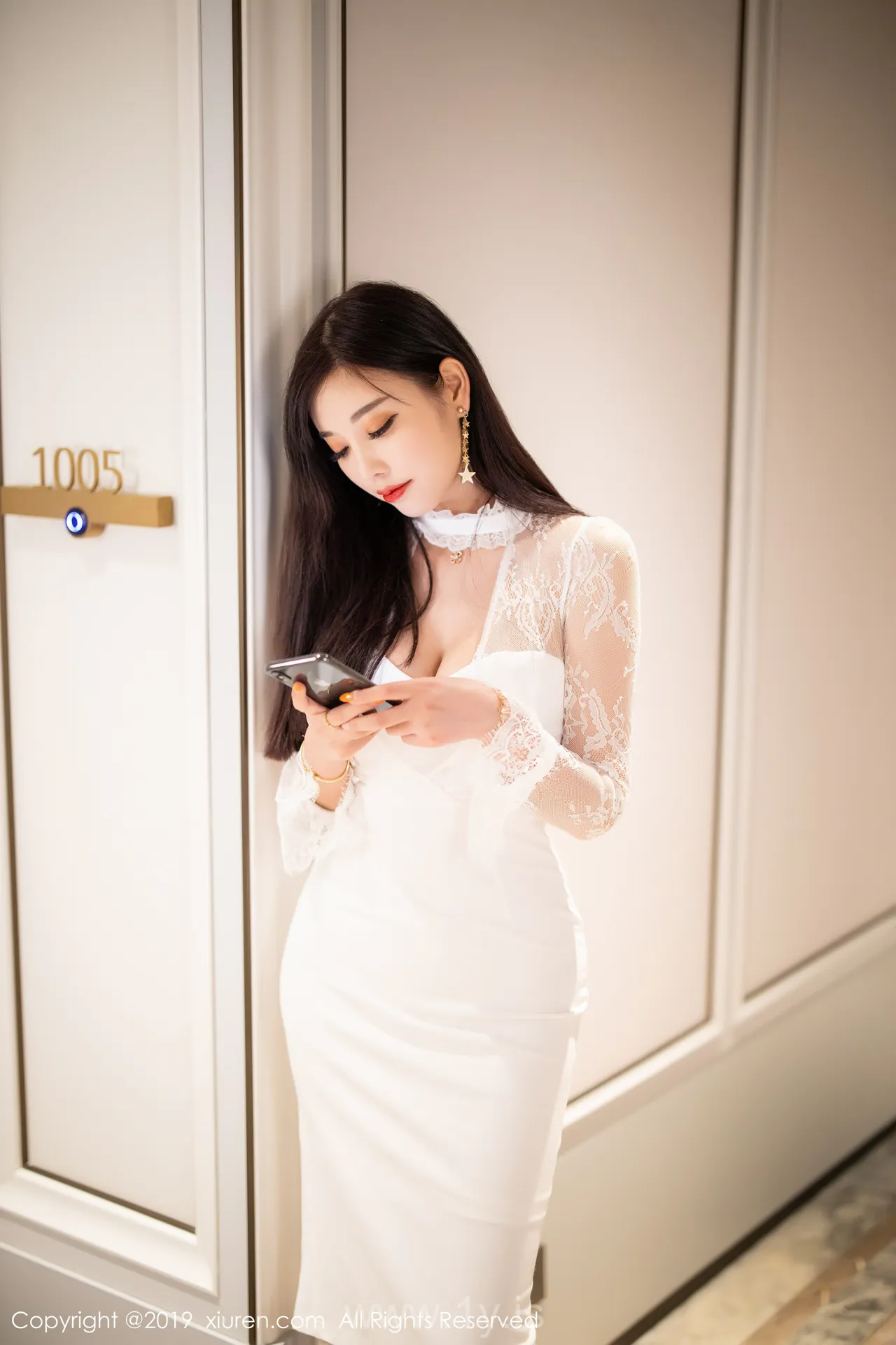 XIUREN(秀人网) NO.1884 Attractive Asian Model 杨晨晨sugar