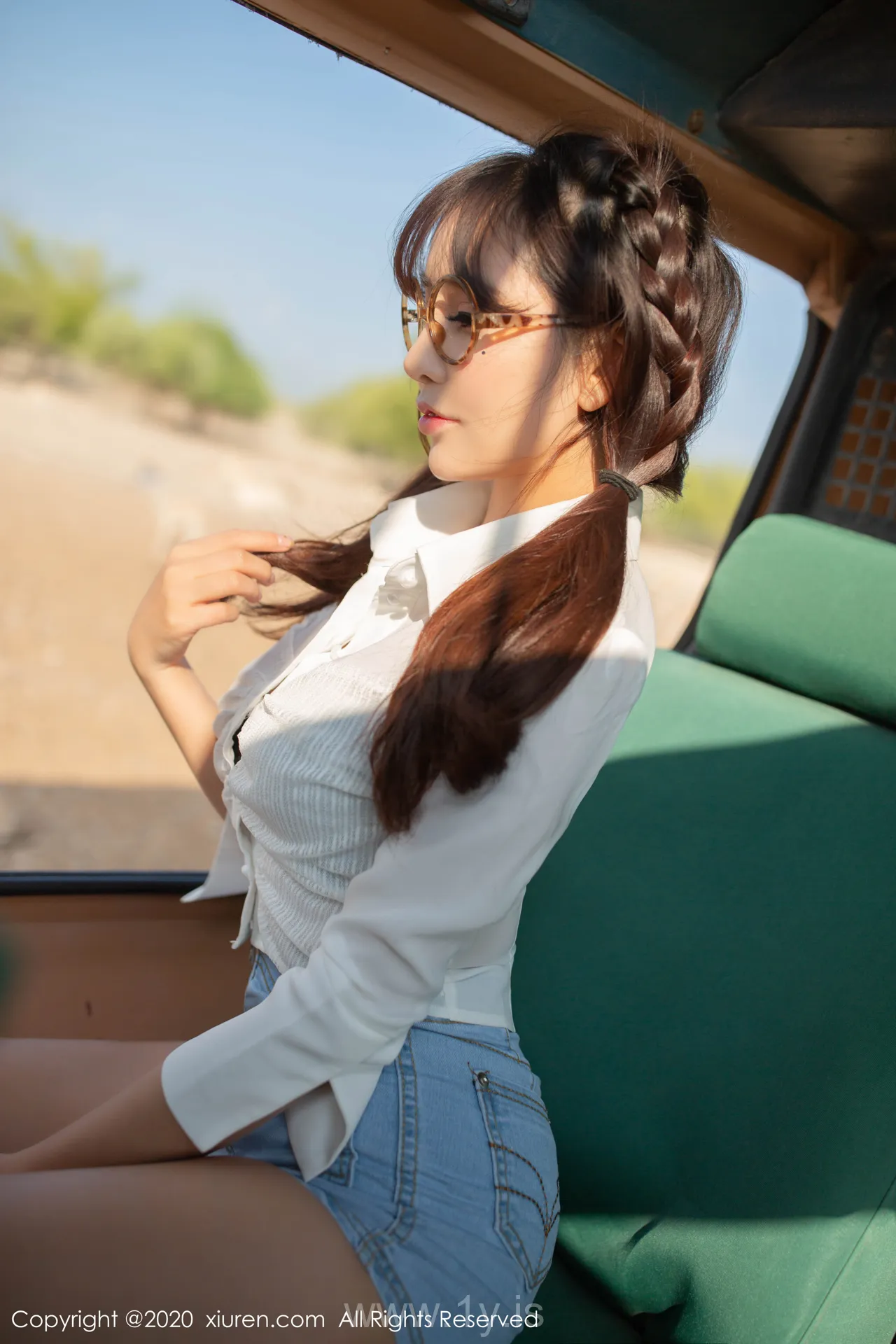 XIUREN(秀人网) NO.1910 Sexy Chinese Mature Princess 陶喜乐_lele