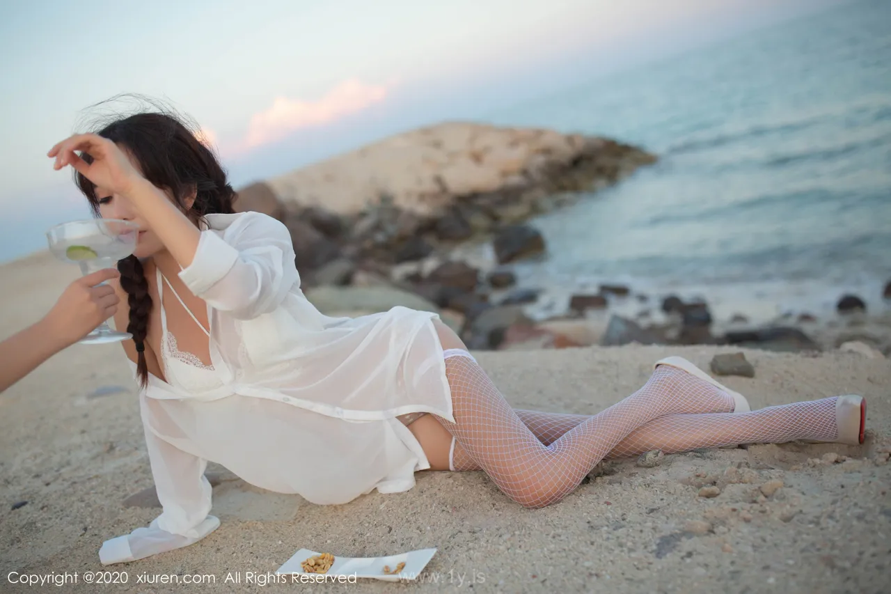 XIUREN(秀人网) NO.1951 Attractive & Stylish Asian Model 陶喜乐_lele