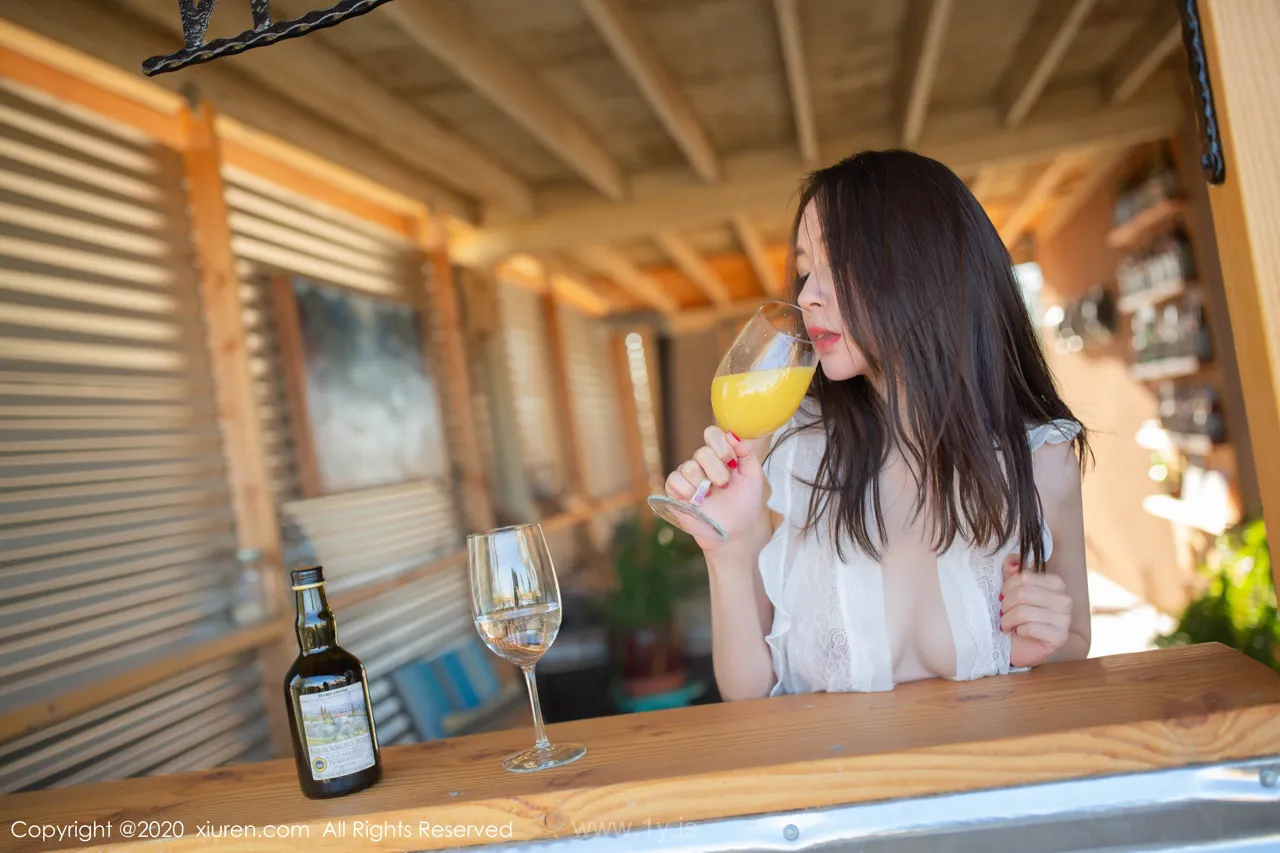 XIUREN(秀人网) NO.2028 Appealing & Fashionable Asian Hottie 梦心月