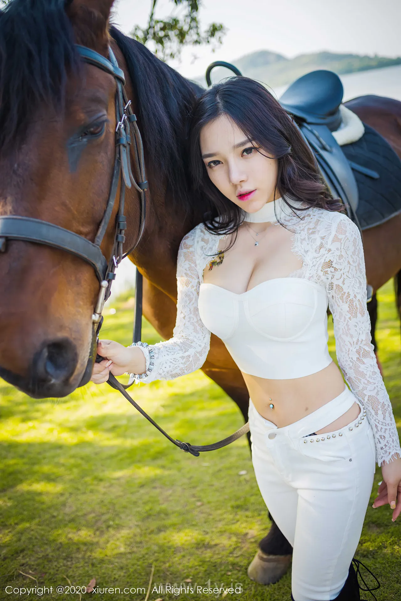 XIUREN(秀人网) NO.2380 Decent & Hot Asian Model 夏雪爱