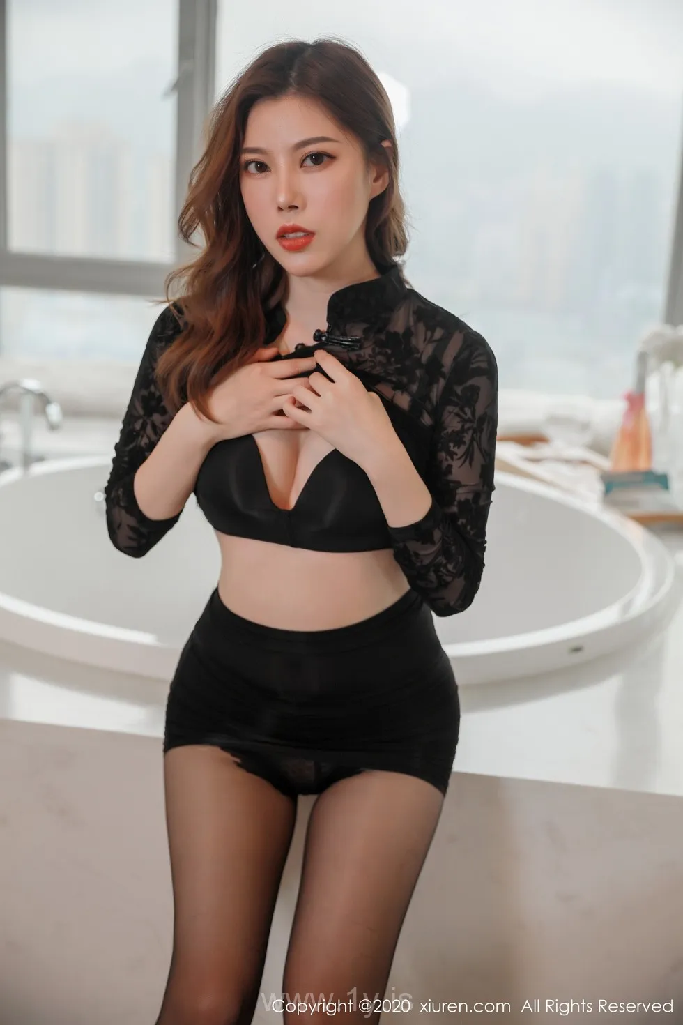 XIUREN(秀人网) NO.2387 Fashionable Chinese Women 嫩模白茹雪Abby