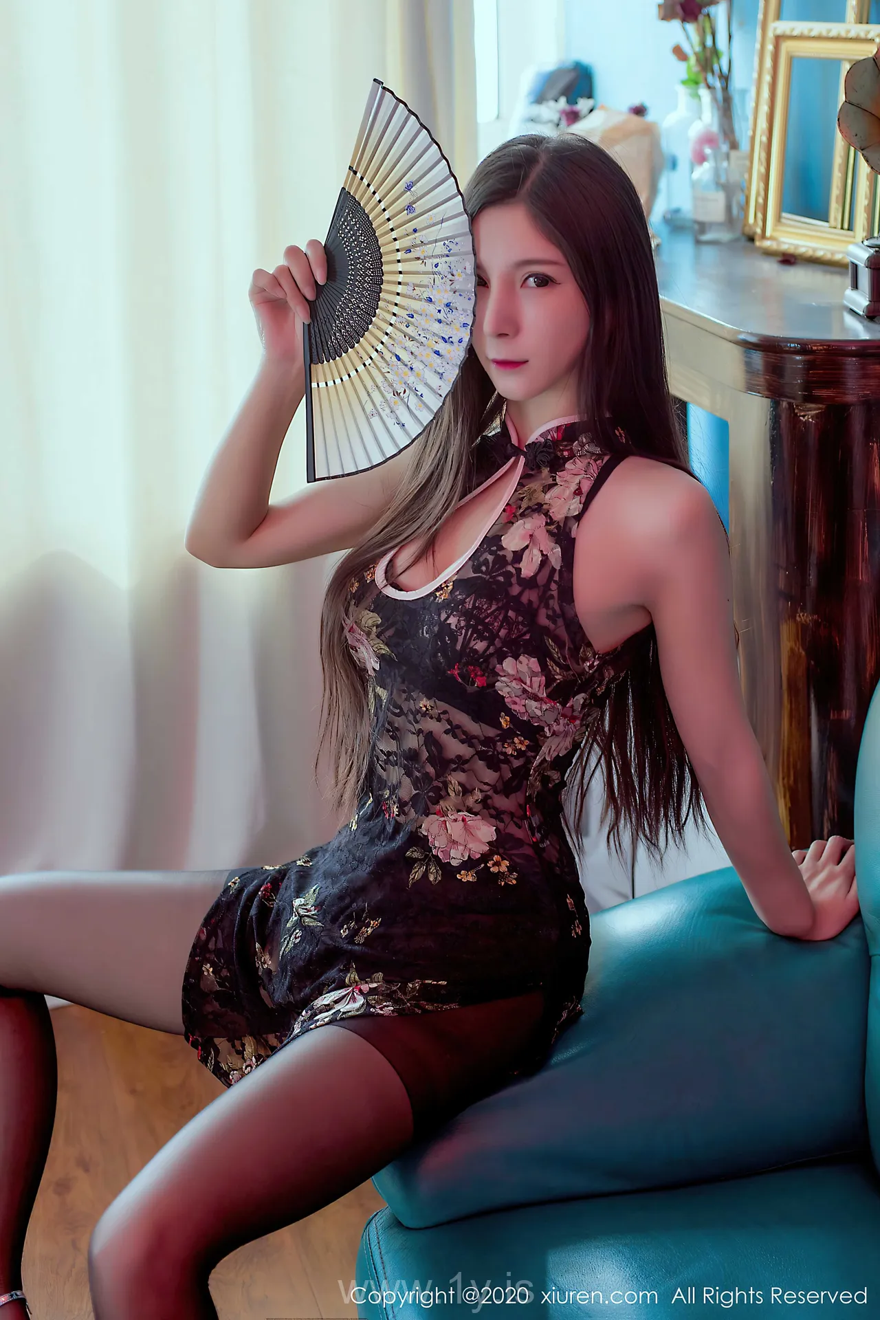 XIUREN(秀人网) NO.2395 Well Done & Exquisite Asian Women 小蛮妖Yummy