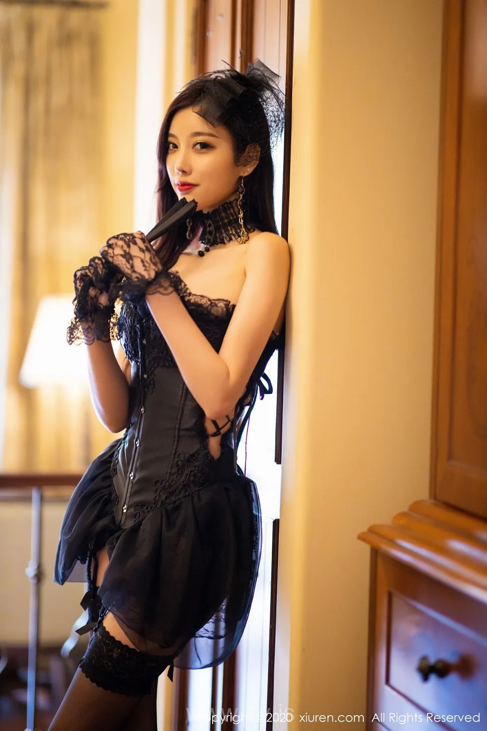 XIUREN(秀人网) NO.2400 Lovely & Graceful Asian Chick 女神杨晨晨sugar