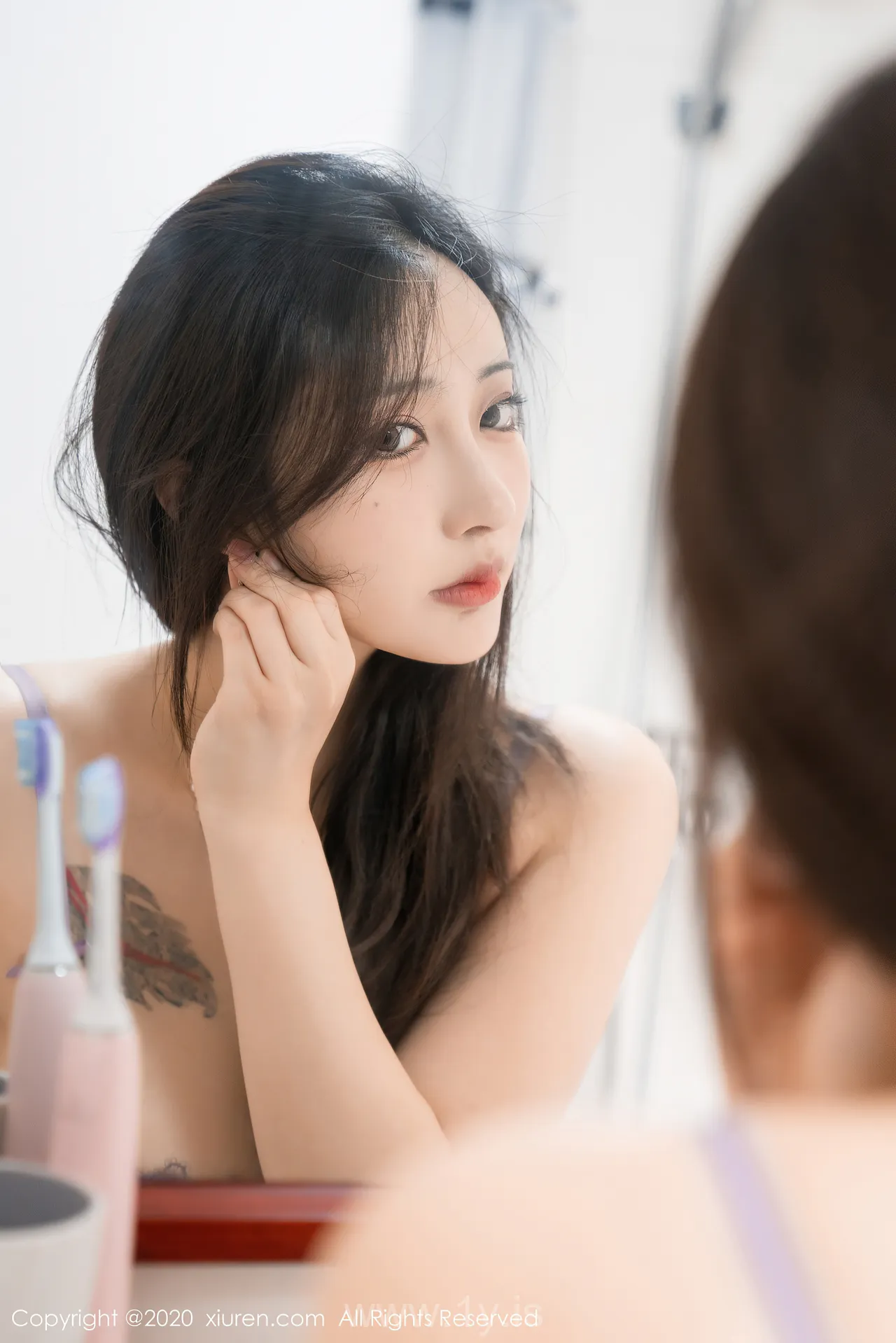 XIUREN(秀人网) NO.2419 Slender Asian Beauty 林子欣Freya