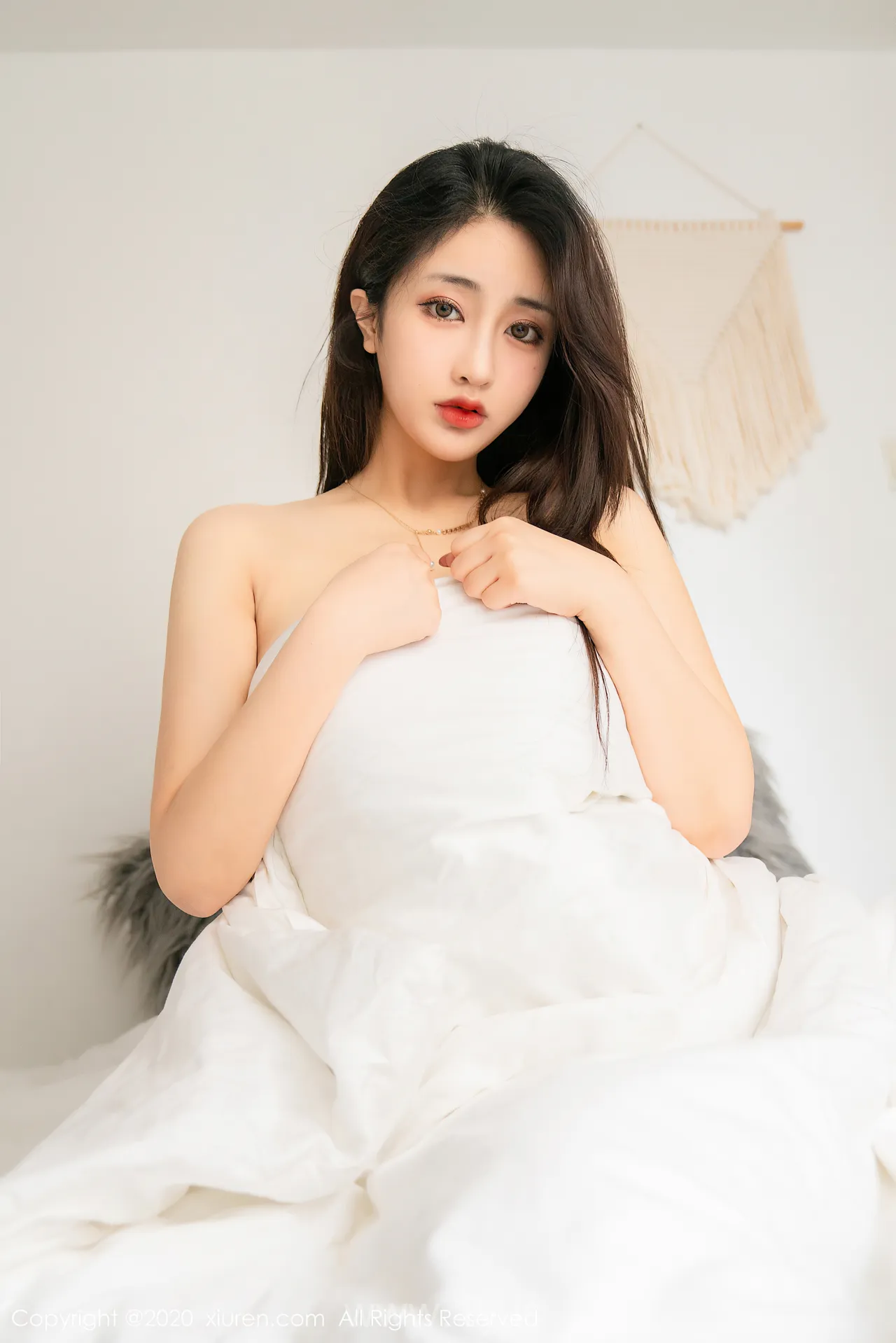 XIUREN(秀人网) NO.2419 Slender Asian Beauty 林子欣Freya