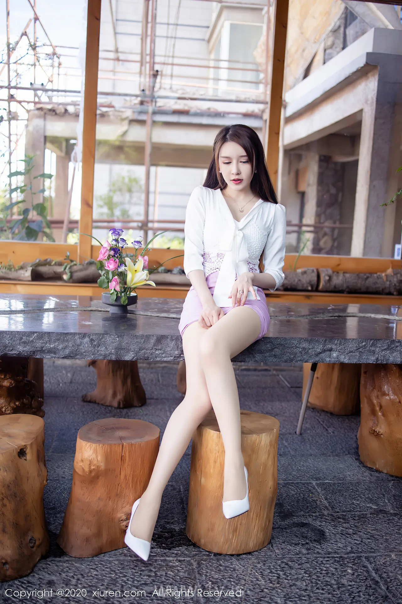 XIUREN(秀人网) NO.2421 Breathtaking & Trendy Asian Babe 玉兔miki