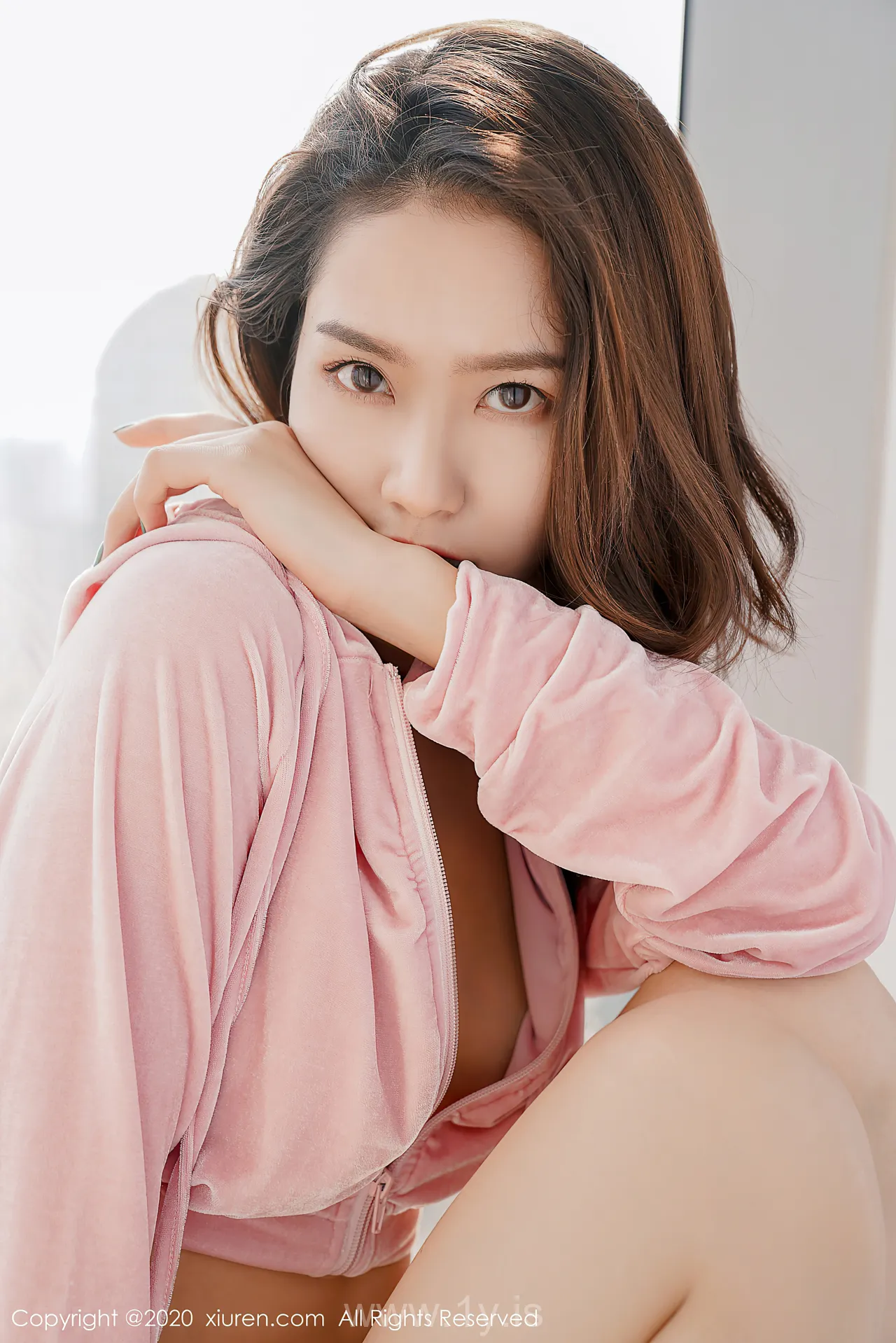 XIUREN(秀人网) NO.2456 Good-looking & Lovely Chinese Goddess 方子萱