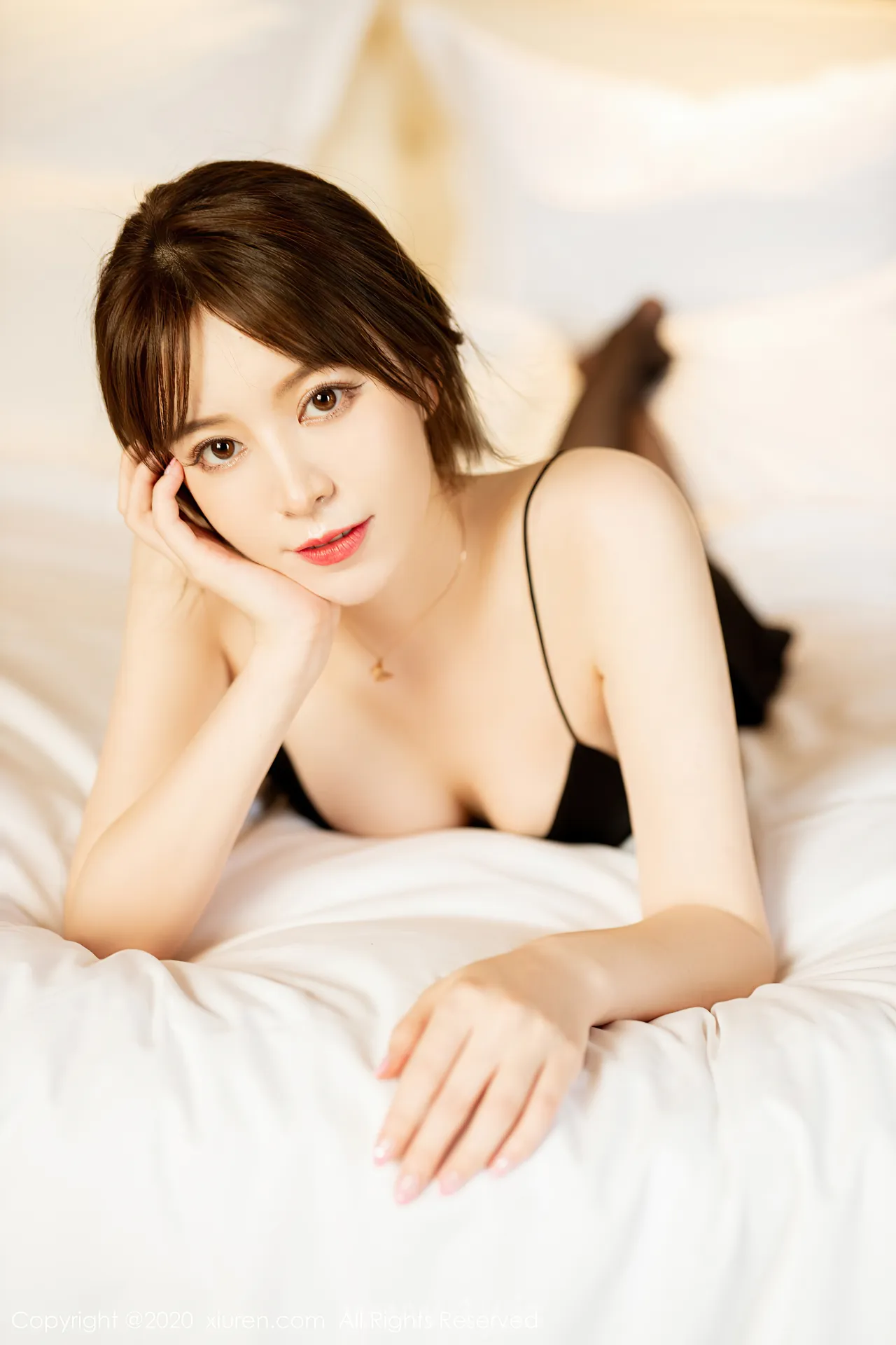 XIUREN(秀人网) NO.2483 Irresistible Chinese Homebody Girl yoo优优