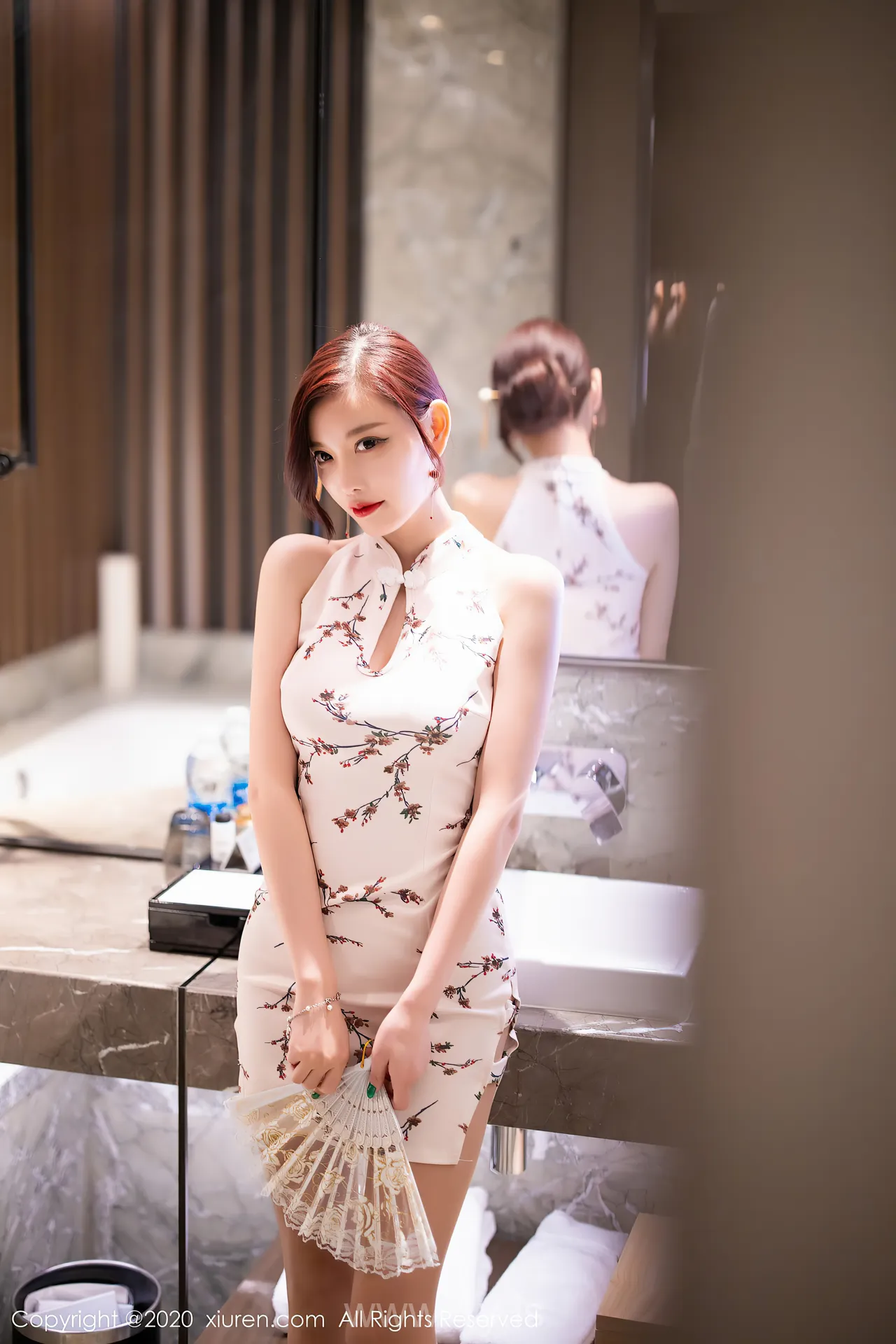 XIUREN(秀人网) NO.2487 Beautiful & Fair Asian Peri 杨晨晨sugar