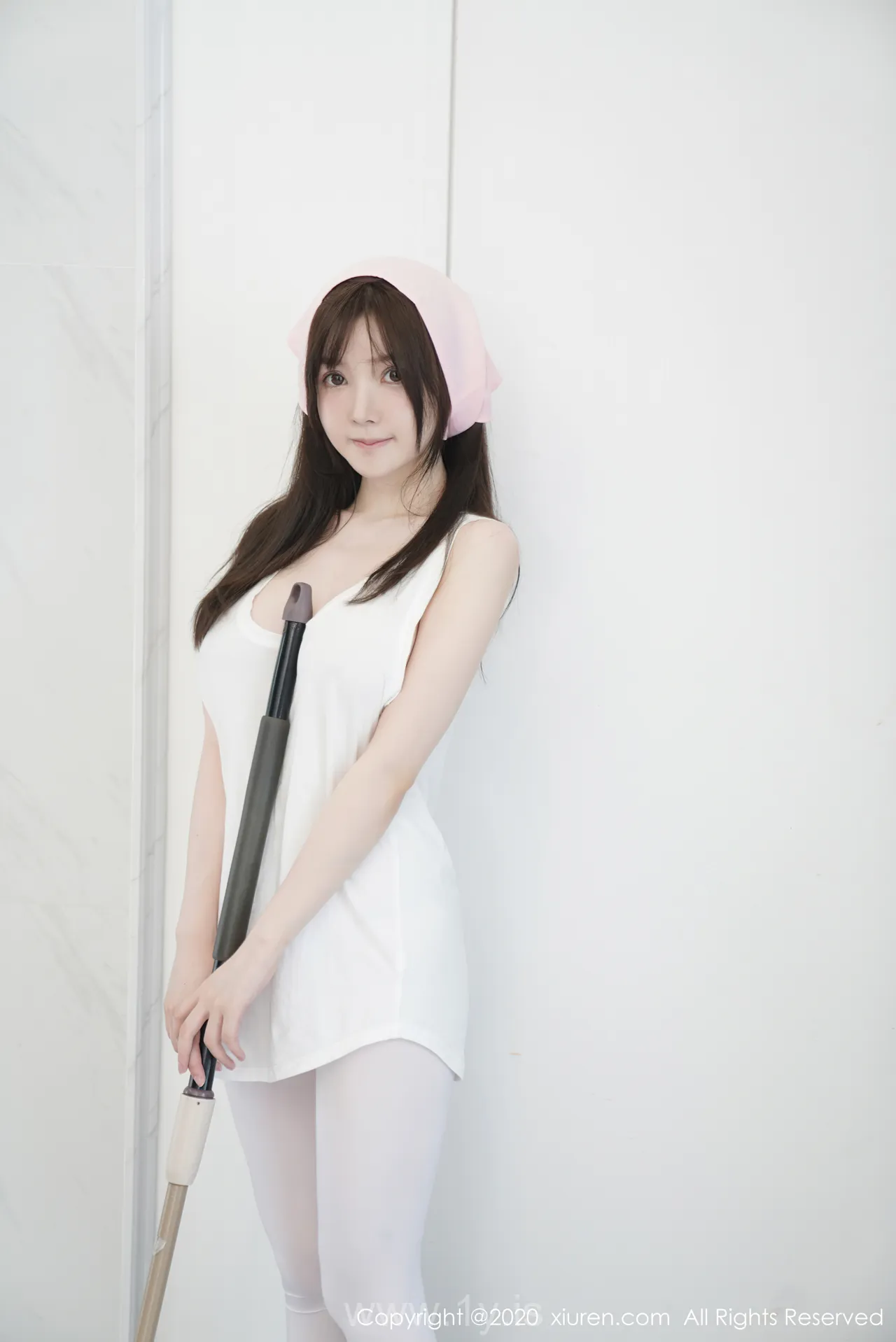 XIUREN(秀人网) NO.2557 Nice-looking Asian Peri 糯美子Mini